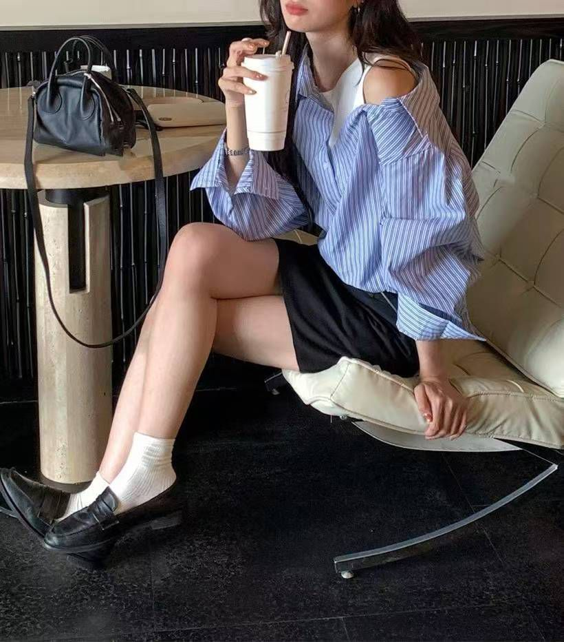 假兩件跌膊背心恤衫(藍色直條)