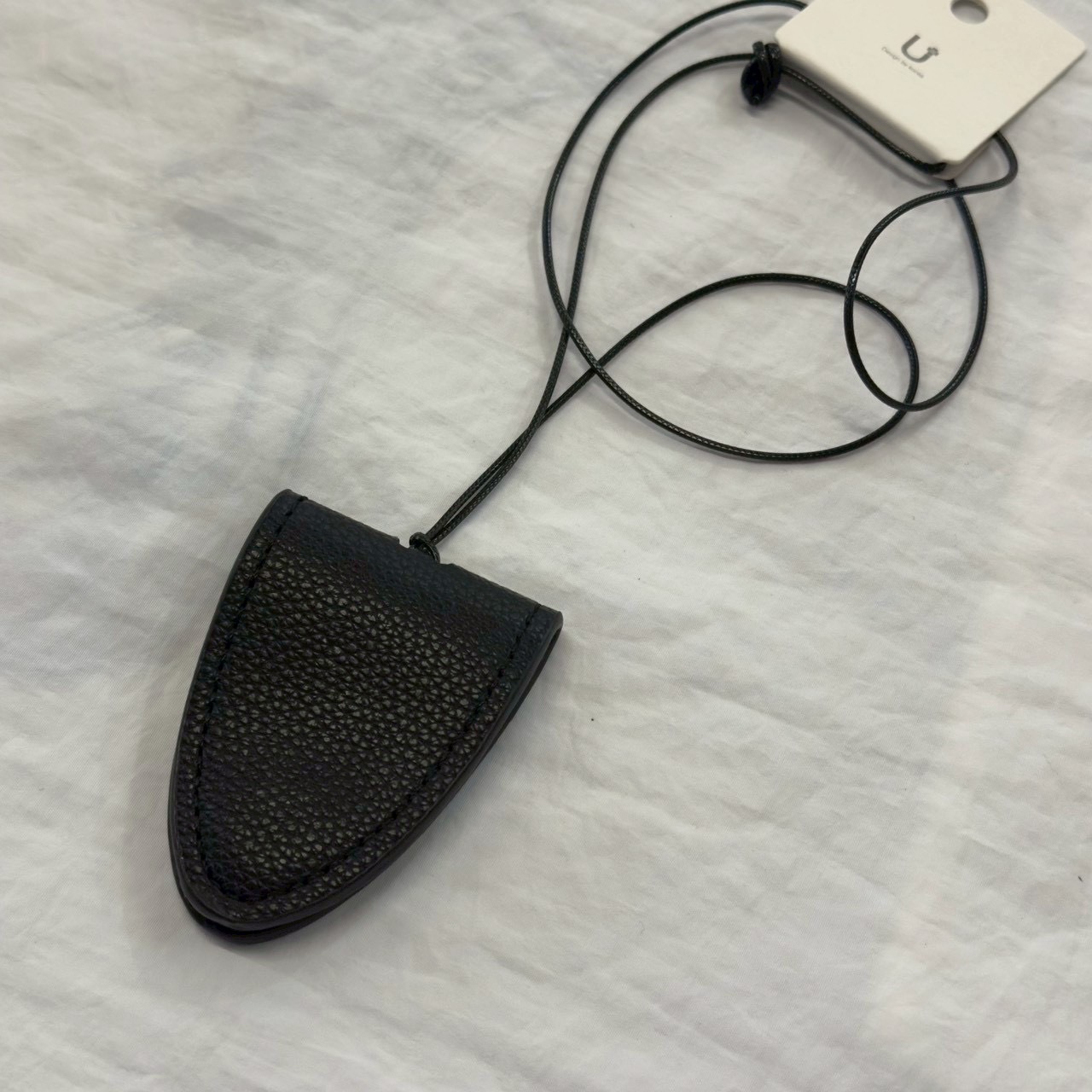 荔枝紋皮革夾項鍊