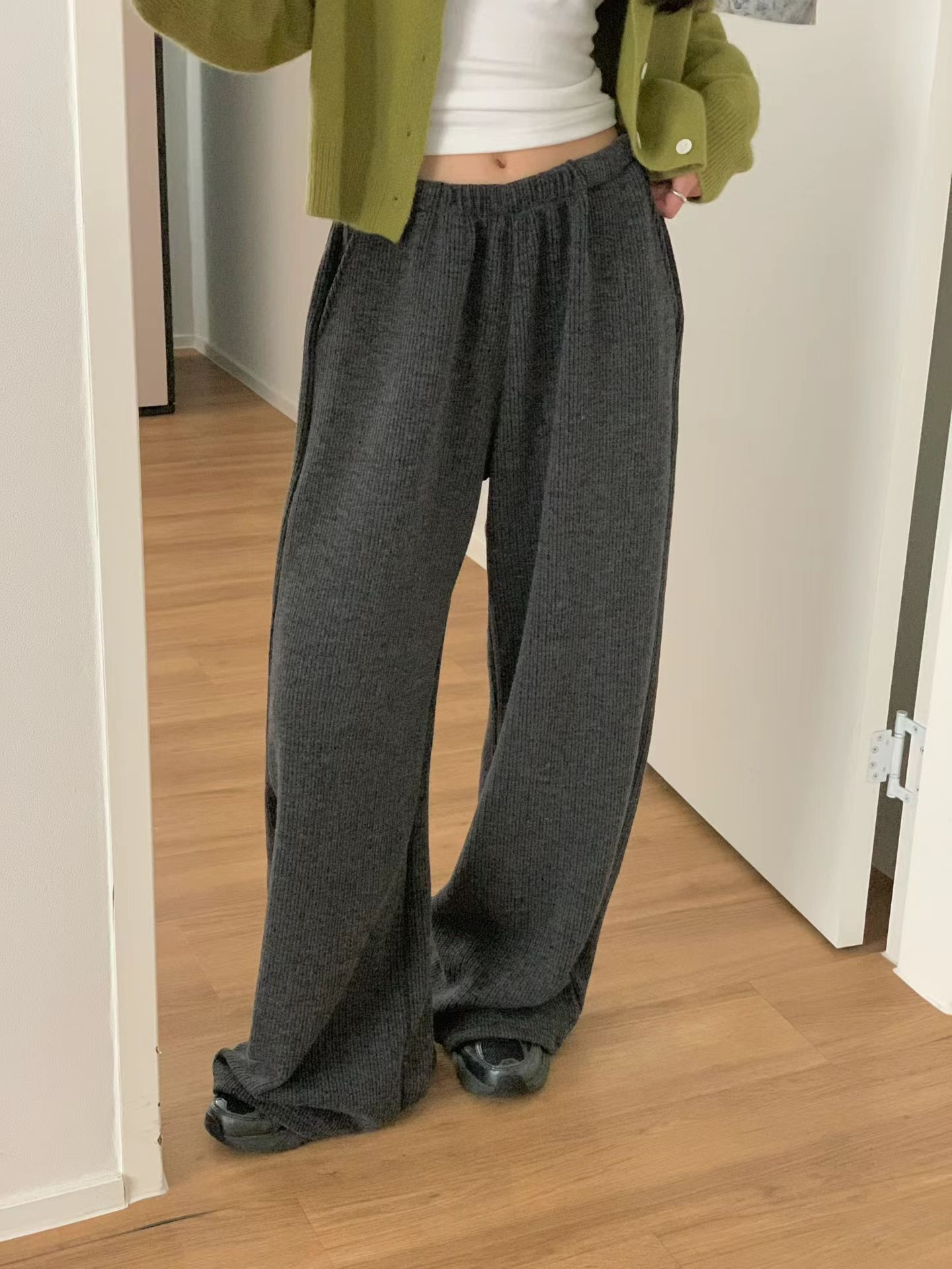 直紋直腳休閒長褲(灰色)