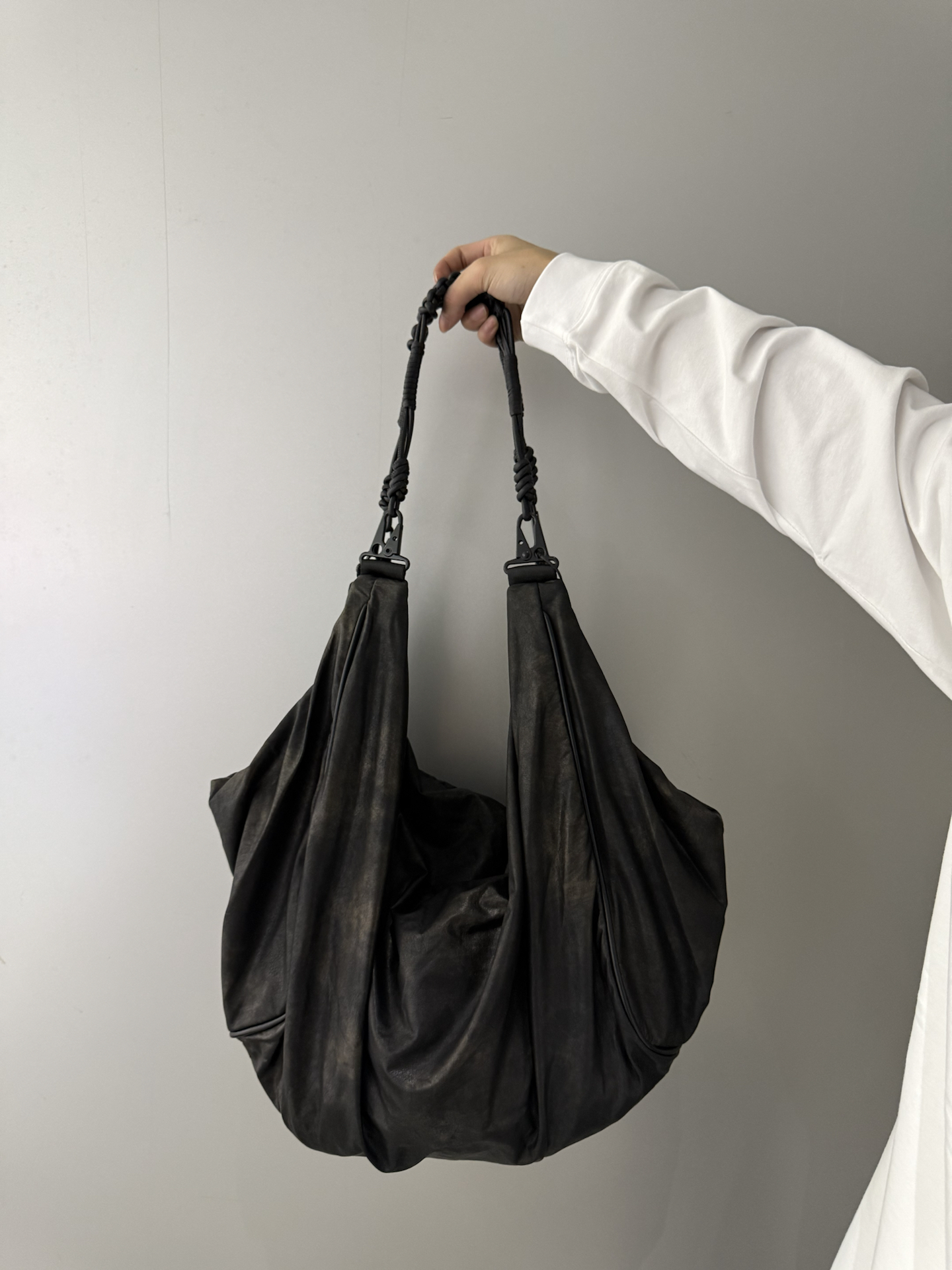 代購-<1000元左右交換禮物>小眾品牌 暈染 編繩HOBO 流浪包 大容量 單肩包 鏽蝕褐