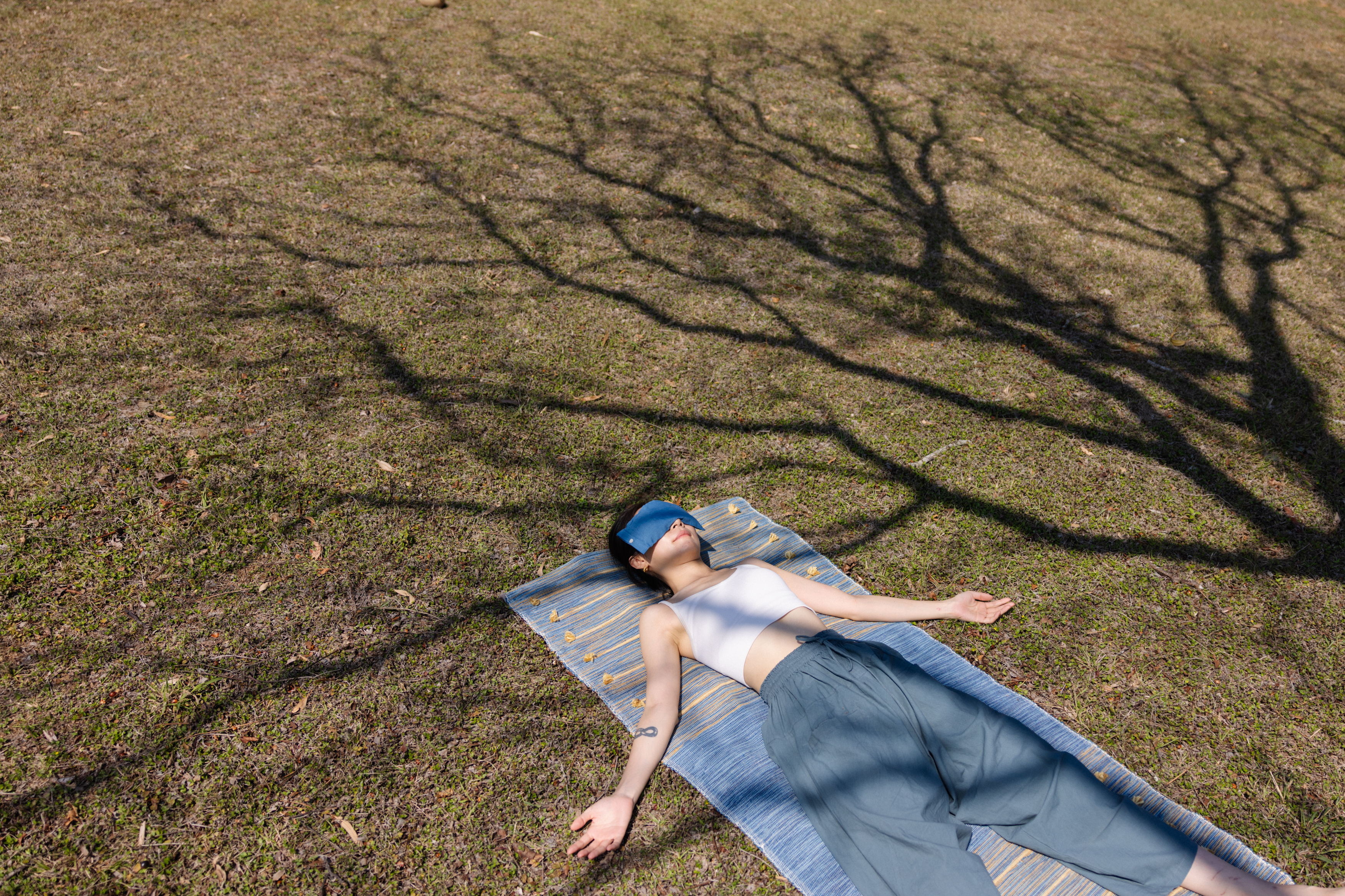 【YOGA】印度聖羅勒種子蠶絲眼枕_藍/黃/粉