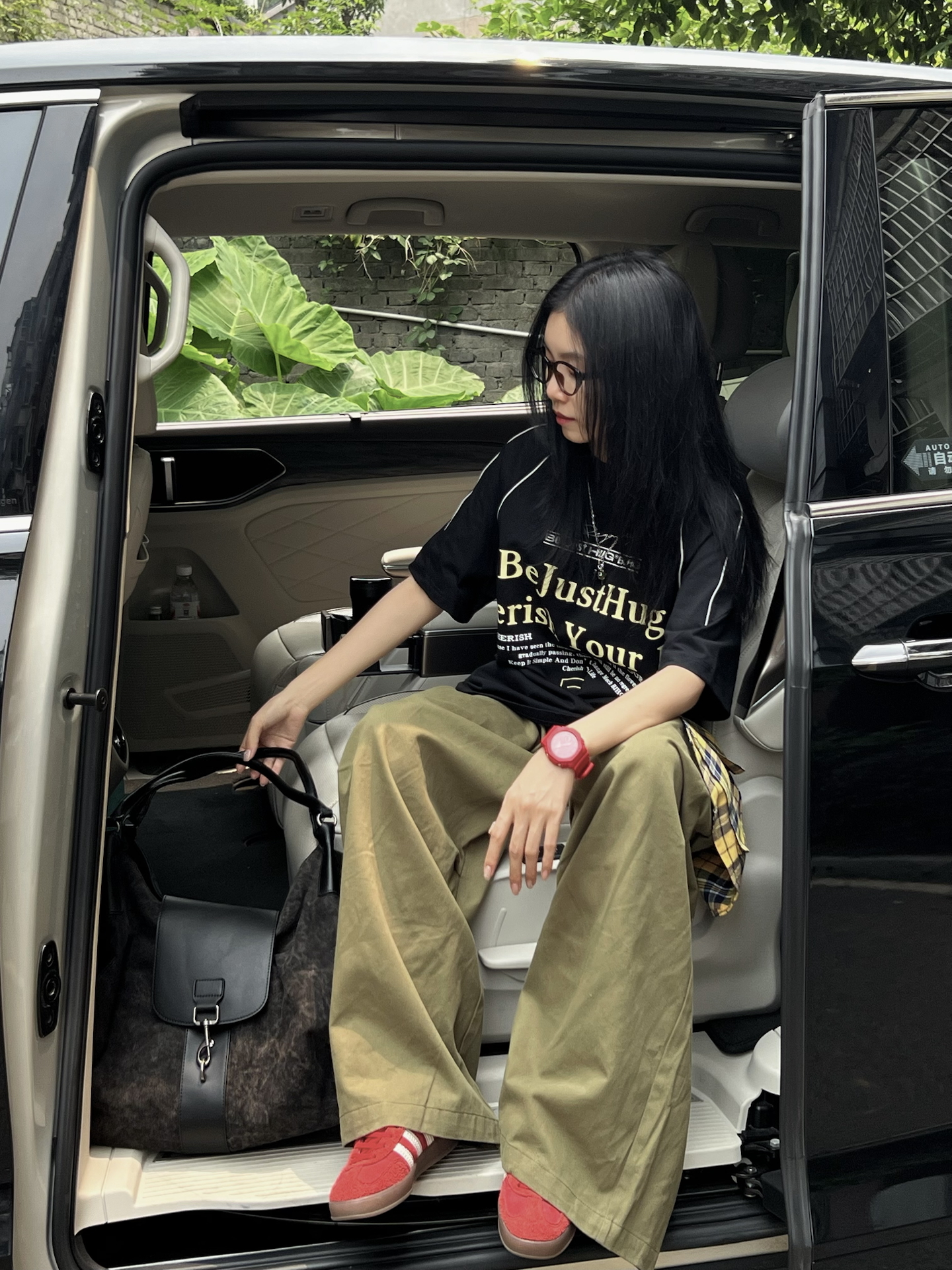 代購-<1000元左右交換禮物>小眾品牌 做舊手抓紋 托特包 拼接 手提 單肩包 褐色