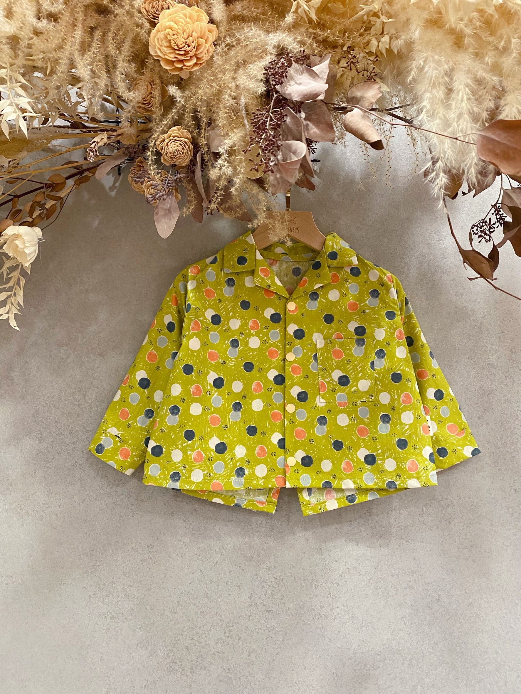 綠底彩色點點 歐爸外套（90）