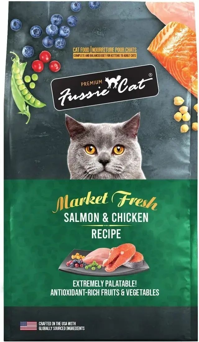 Fussie Cat Market Fresh Grain-Free Salmon & Chicken Cat Food. 3.5lb/10lb