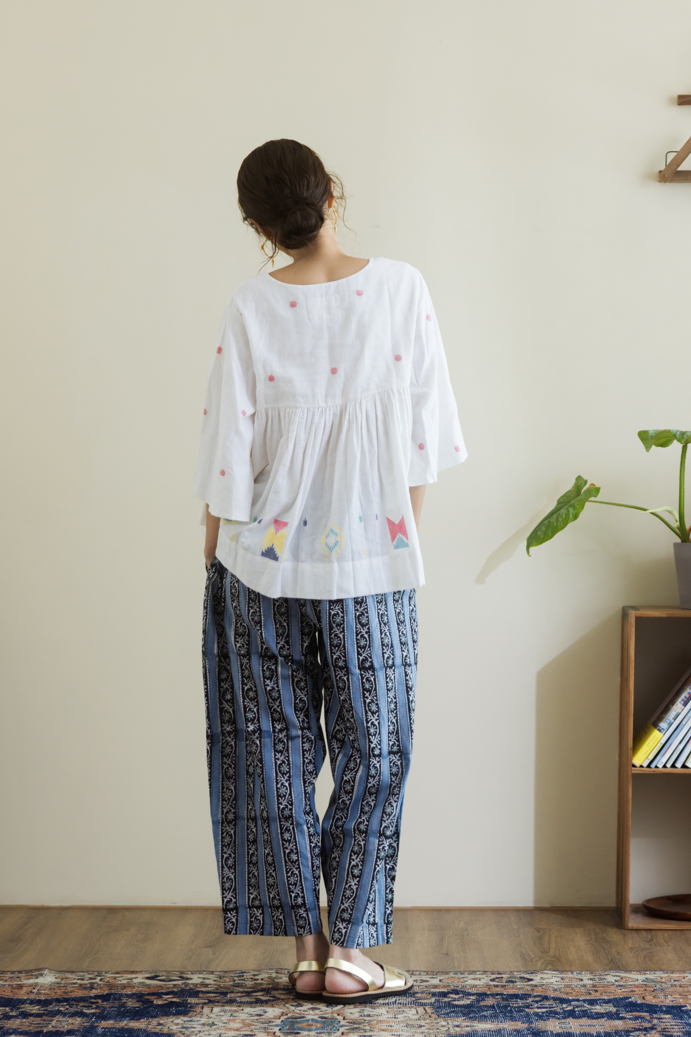 印度手織Jamdani彩短袖上衣