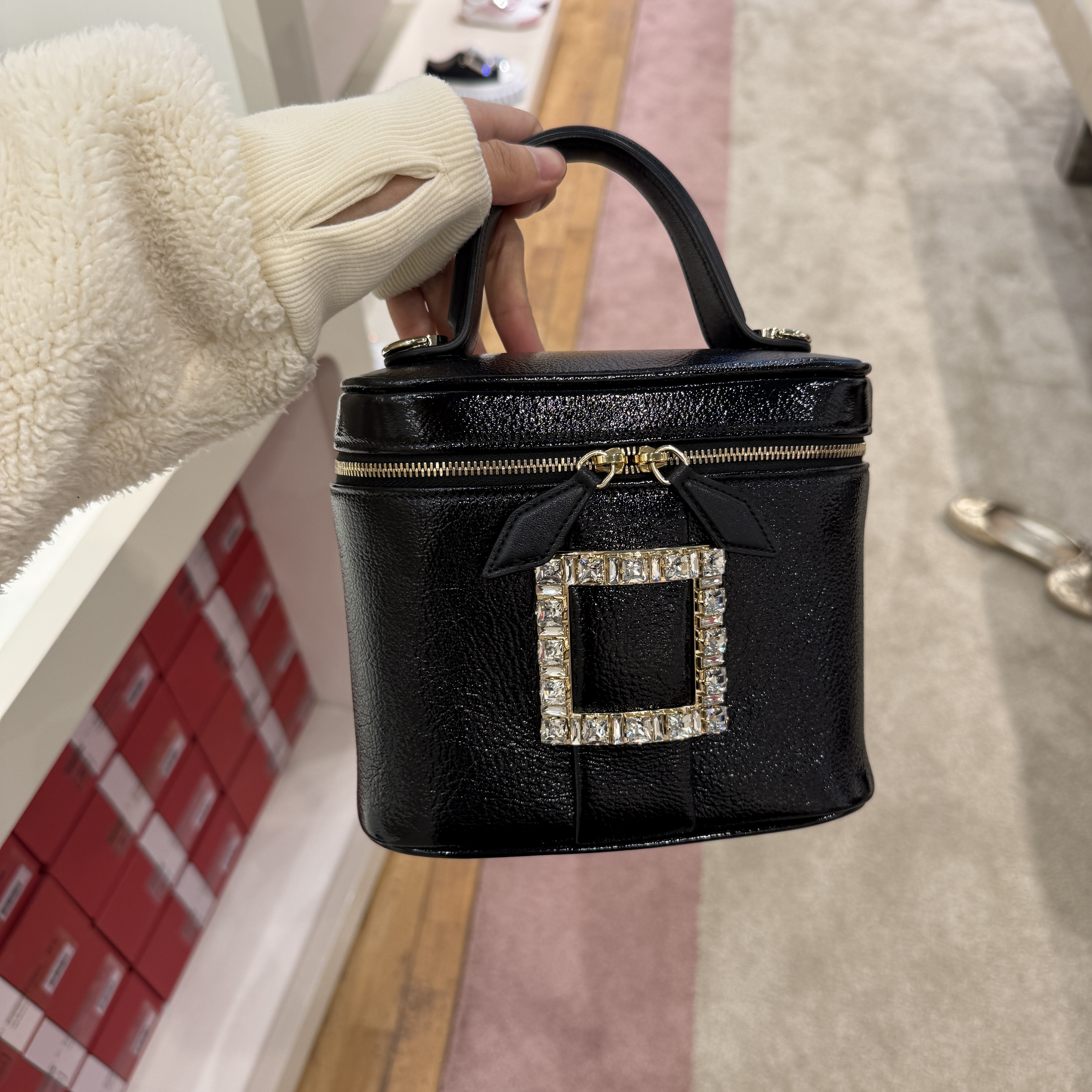 Roger Vivier RV strass Leather vanity case bag black