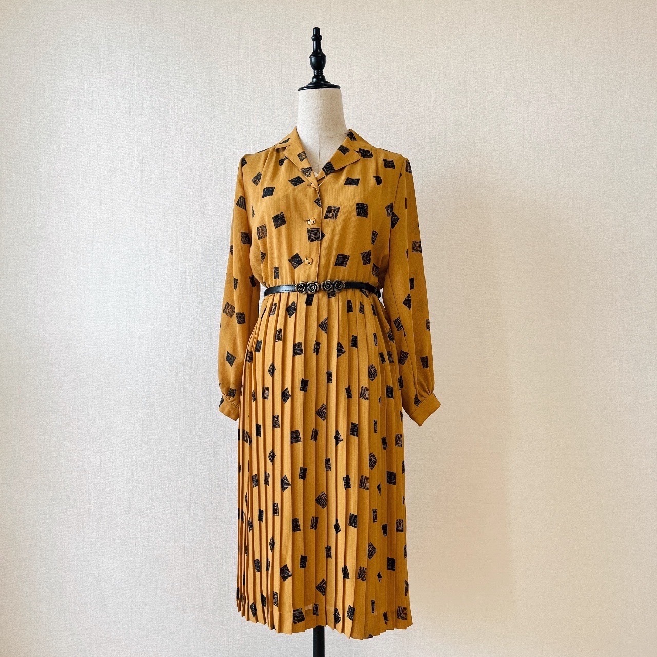 日本製薑黃色斑馬紋格子長袖連身裙