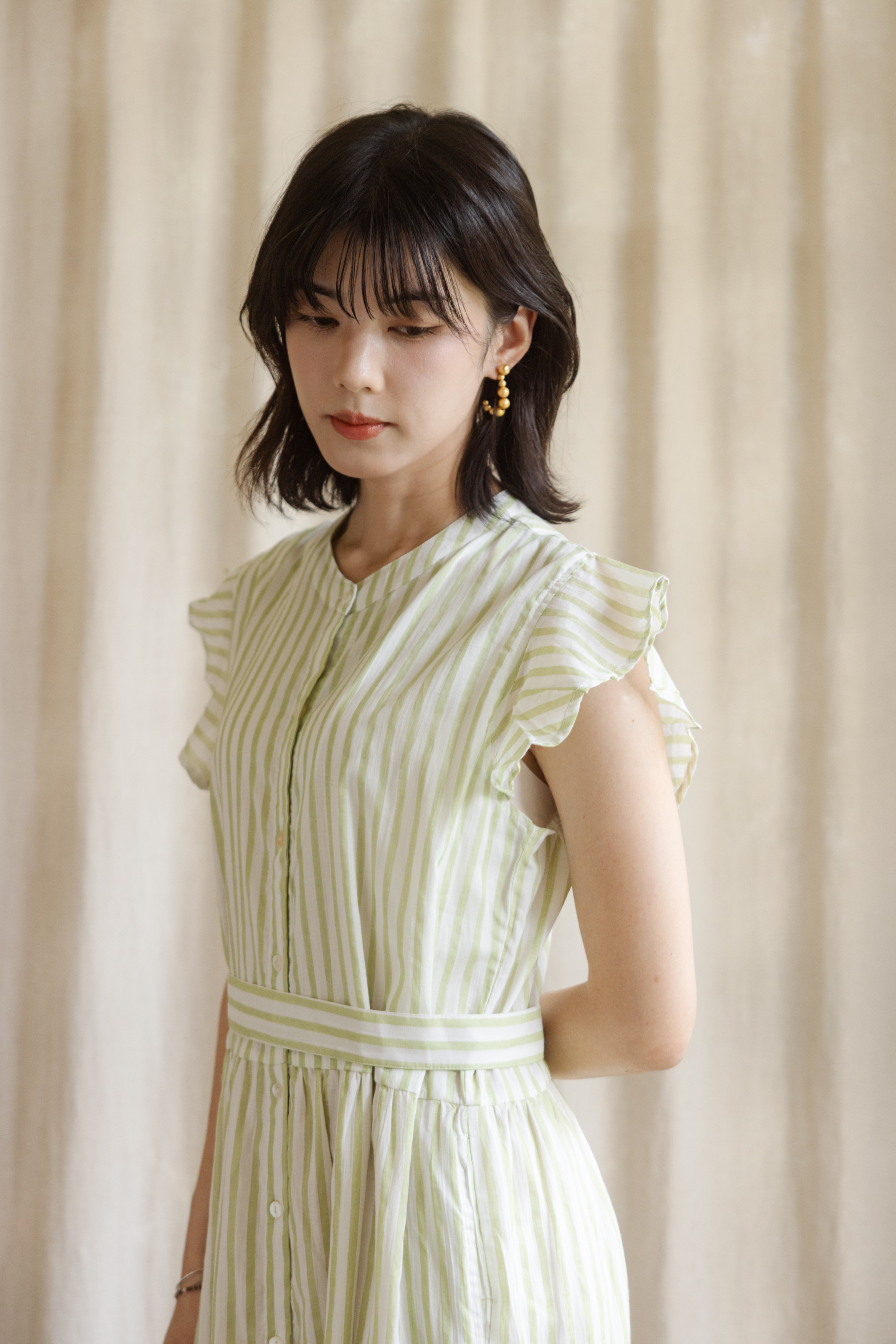 花袖排扣腰帶洋裝-綠直