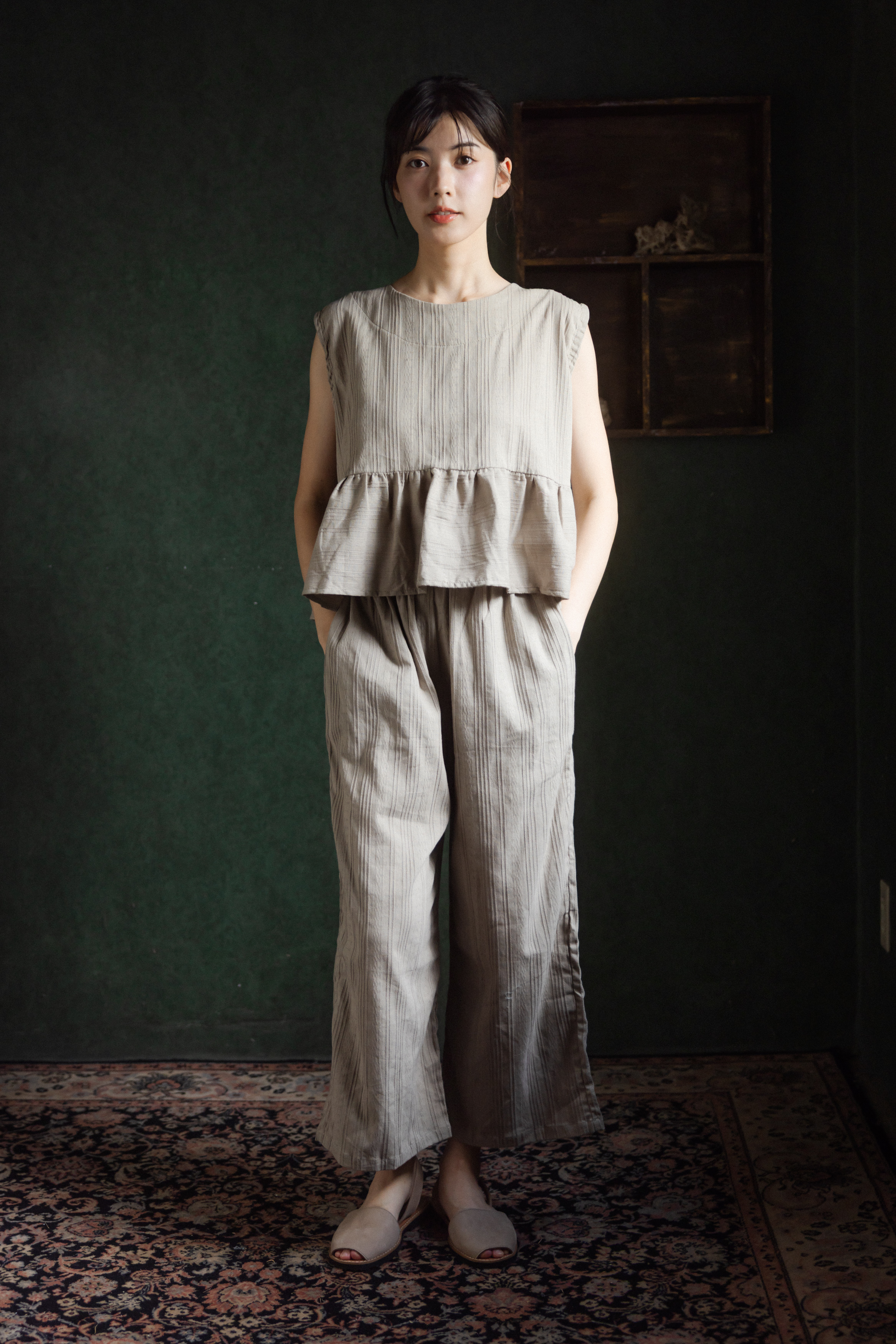 無袖下擺設計背心/寬褲_奶茶