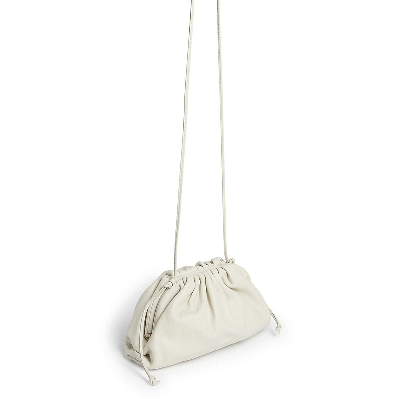 Bottega Veneta BV 白色雲朵包