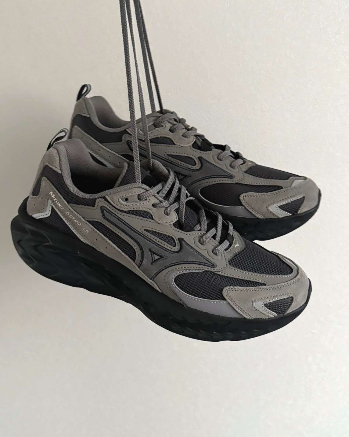 <暴走神鞋🔥>Mizuno Astro LS 機能 緩震 反光 復古 增高 輪胎底 厚底 碳黑