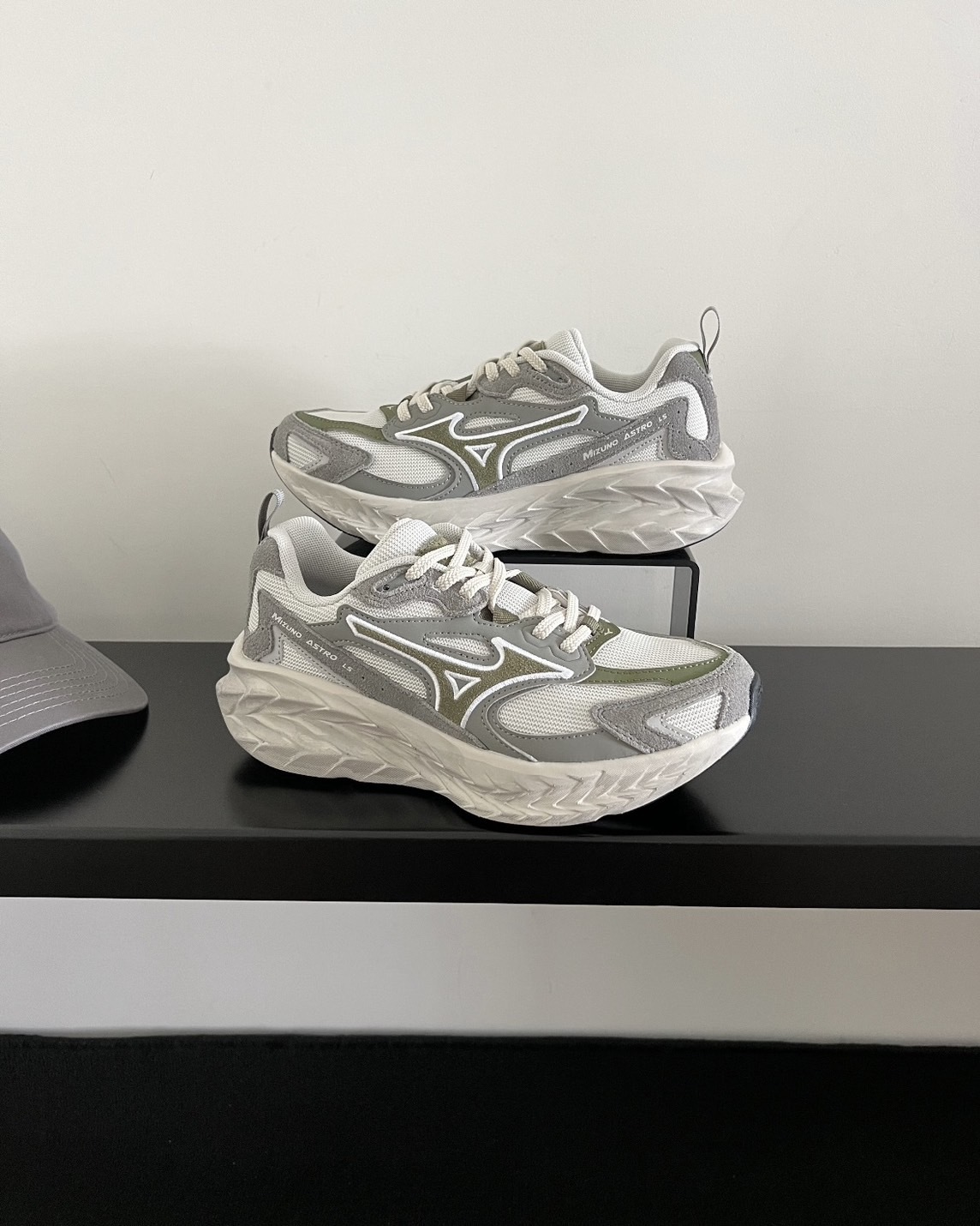 <暴走神鞋🔥>Mizuno Astro LS 機能 緩震 反光 復古 增高 輪胎底 厚底 淺灰綠