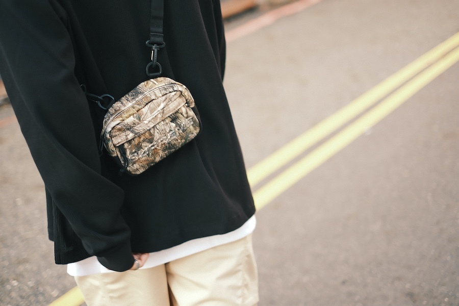 ｜開季秒殺🇺🇸｜SUPREME x CORDURA ® 3M反光Logo 側背包