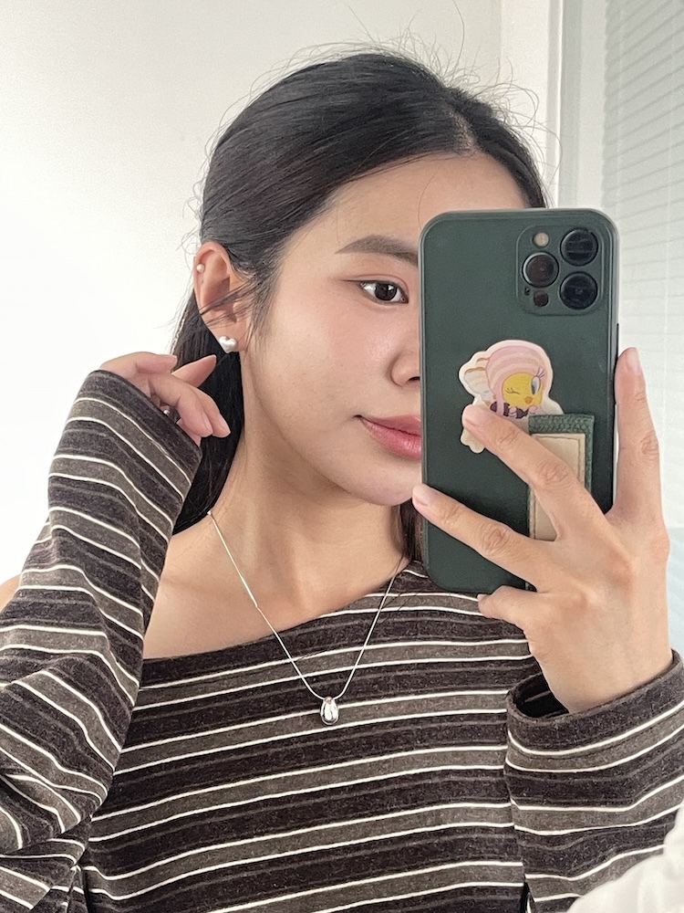 拉絲霧面光澤愛心耳針（純銀針）