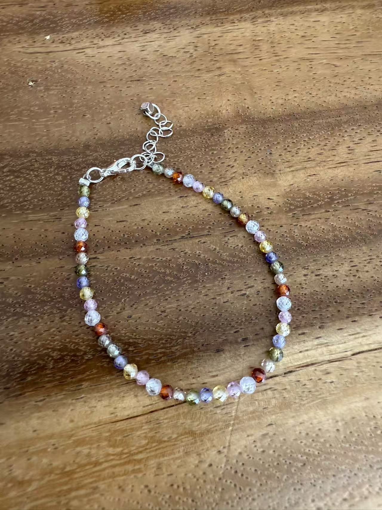 泰國七種水晶石手串（K10 TH425）