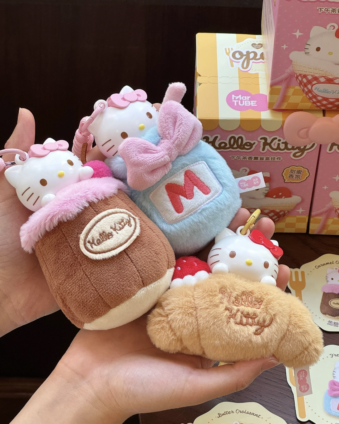 <正版授權>Hello Kitty 下午茶系列 香薰 盲盒 吊飾 掛件