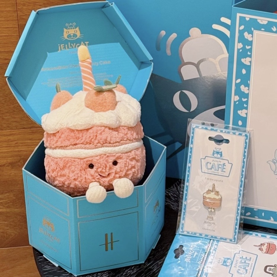 JELLYCAT 上海限定 蜜桃蛋糕 玩偶 裝飾 送禮 趣味食物