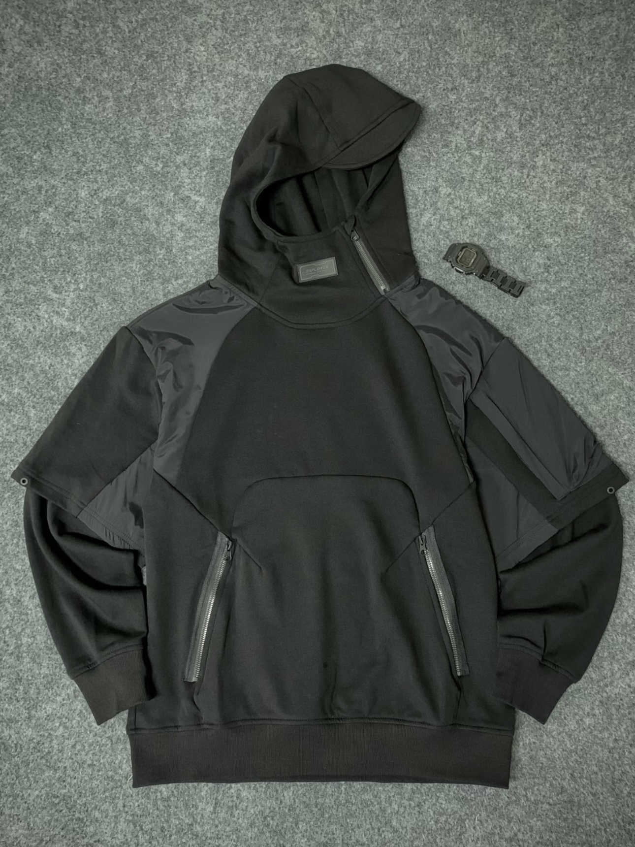 𝙏𝙀𝘾𝙃𝙒𝙀𝘼𝙍 機能套頭拼接連帽衛衣