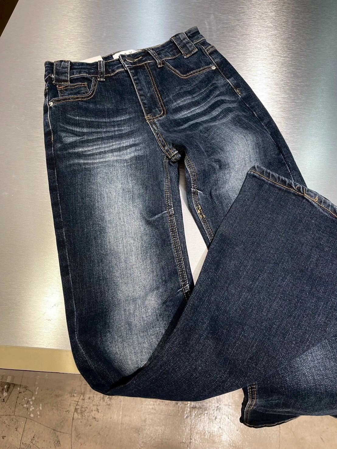 抓痕刷色微喇牛仔褲 9066