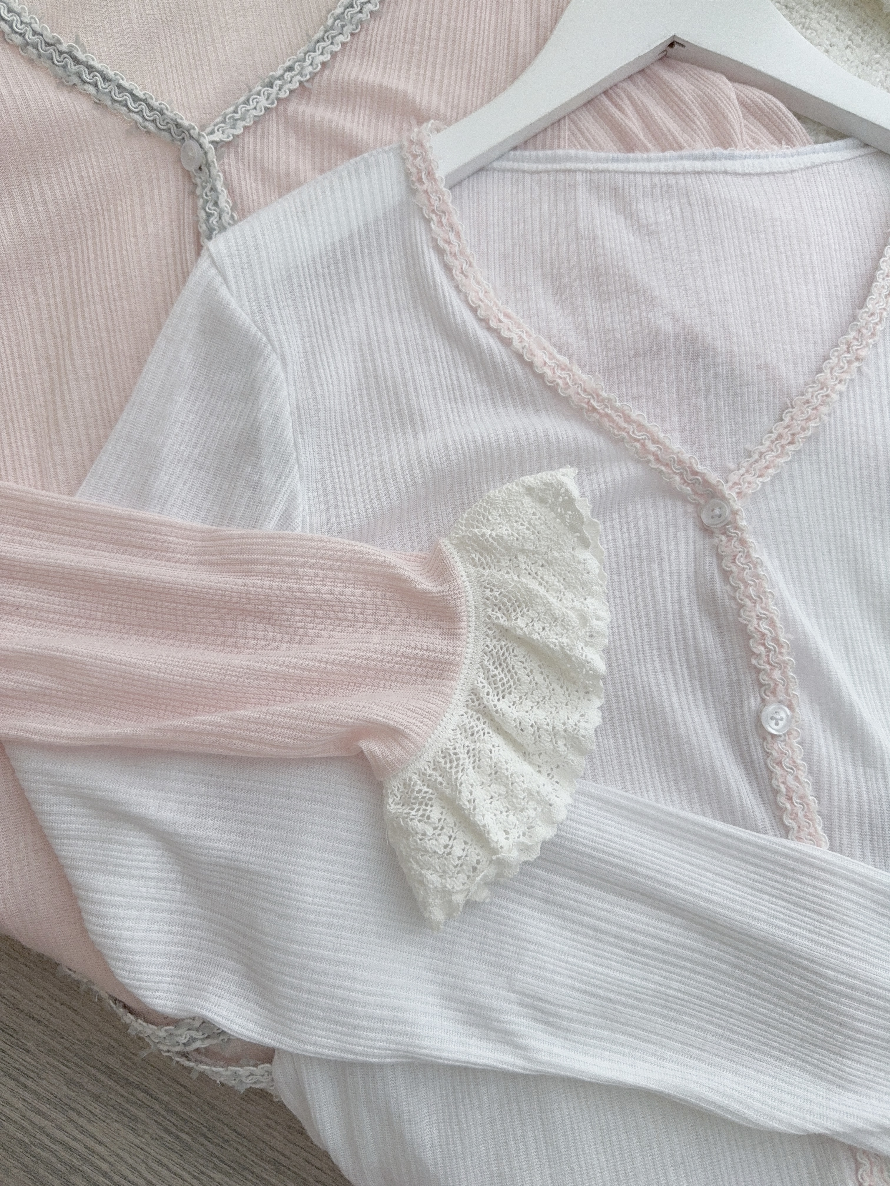 *BJ2 MADE SERIES* THE CROCHET PETAL SLEEVES TWEED TRIMMED CARDIGAN LIVE 1011