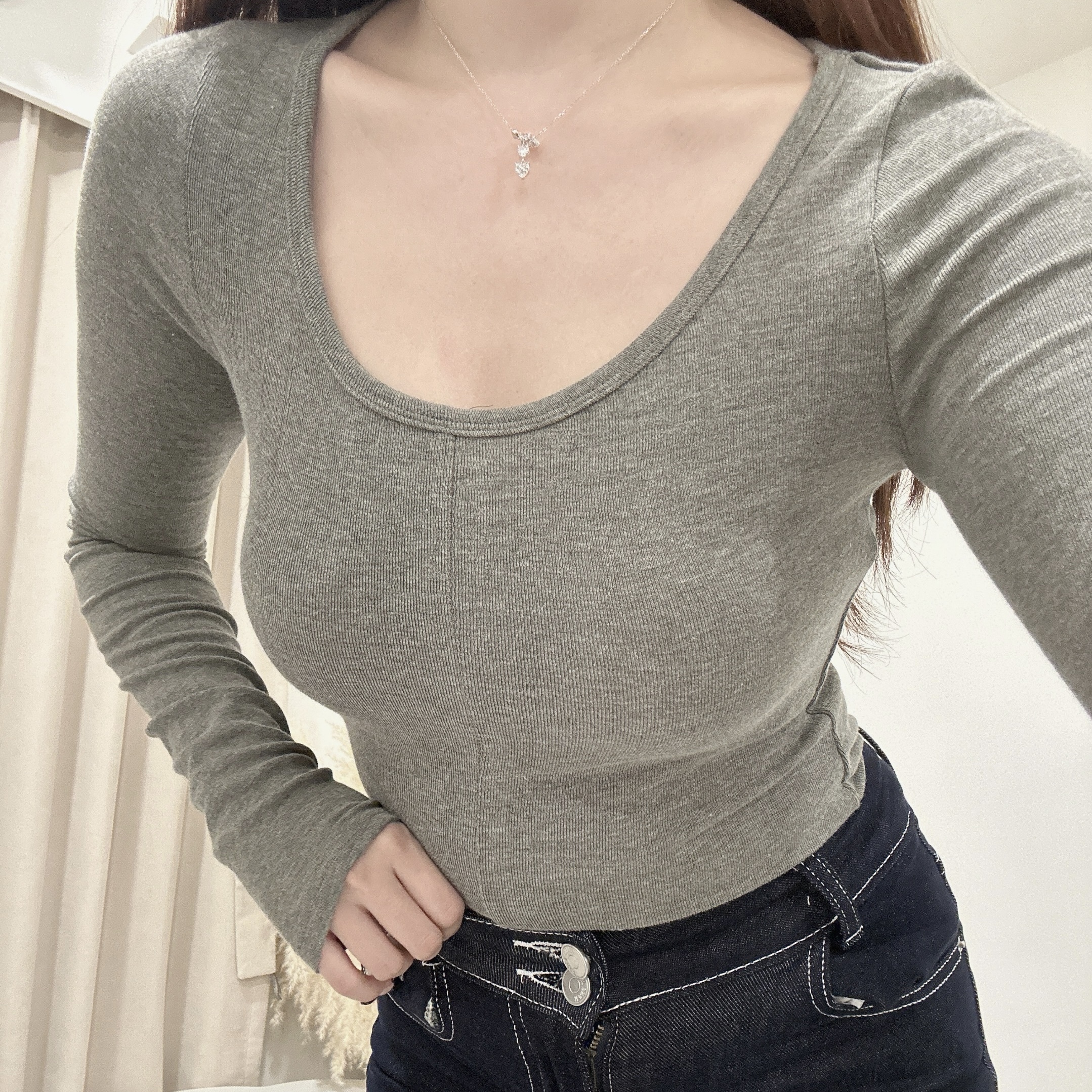 CL11圓領內搭上衣