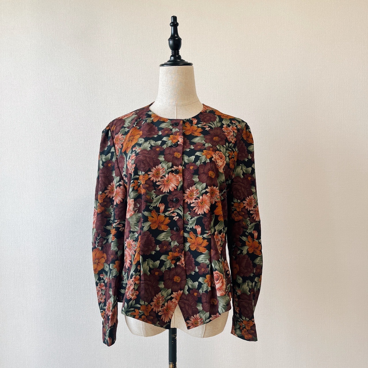 黑夜花園公主袖古著上衣