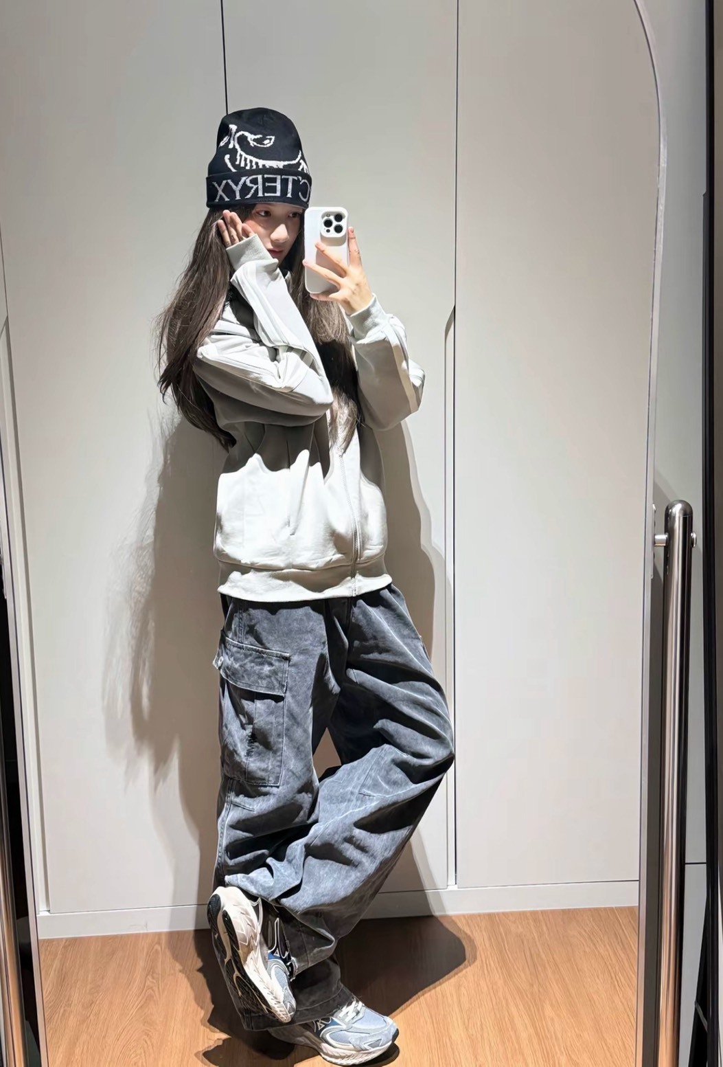 👟 Mizuno ASTRO LS 城市灰 厚底慢跑鞋｜反光設計 × 復古未來感