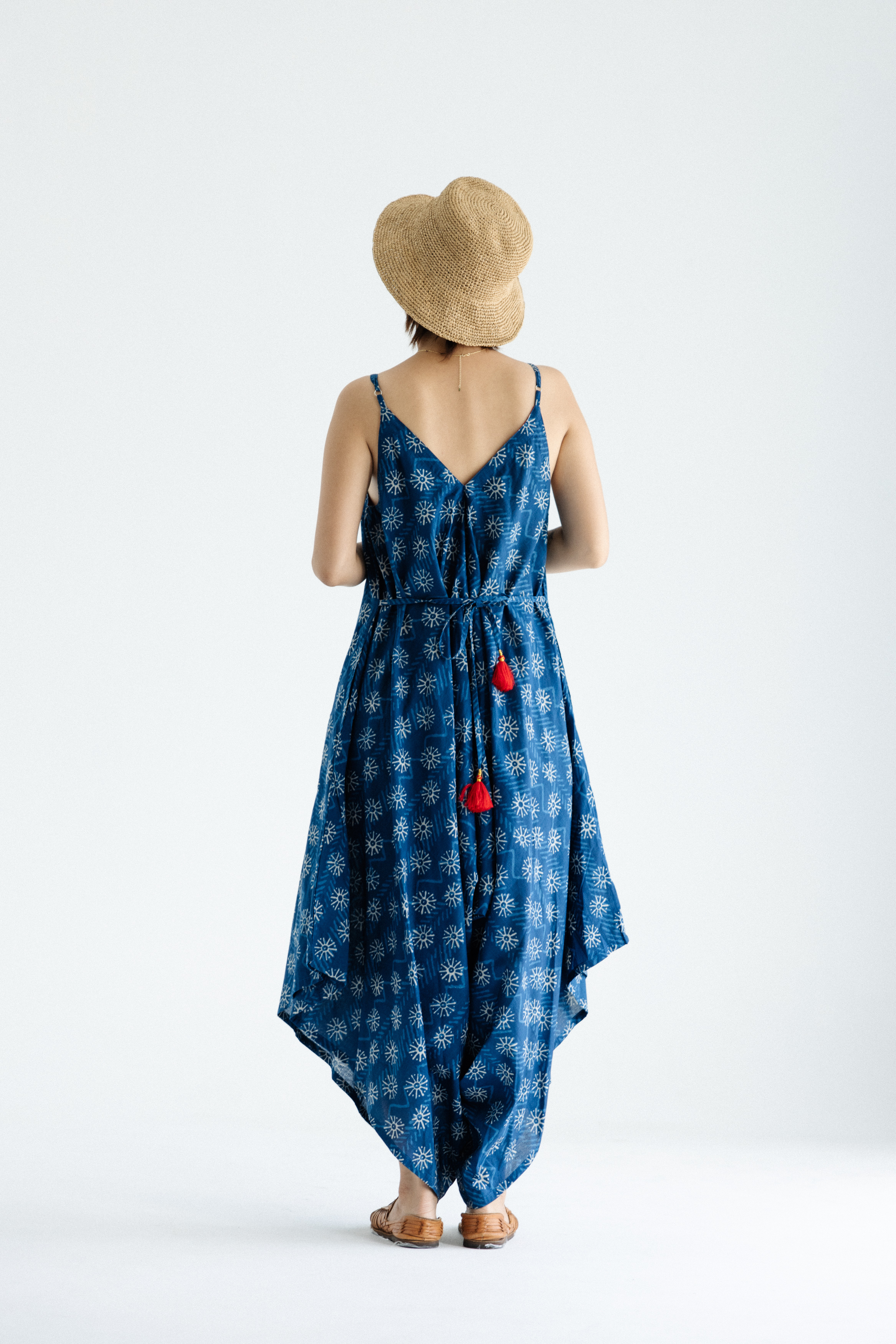 細肩帶V領綁帶連身褲_藍