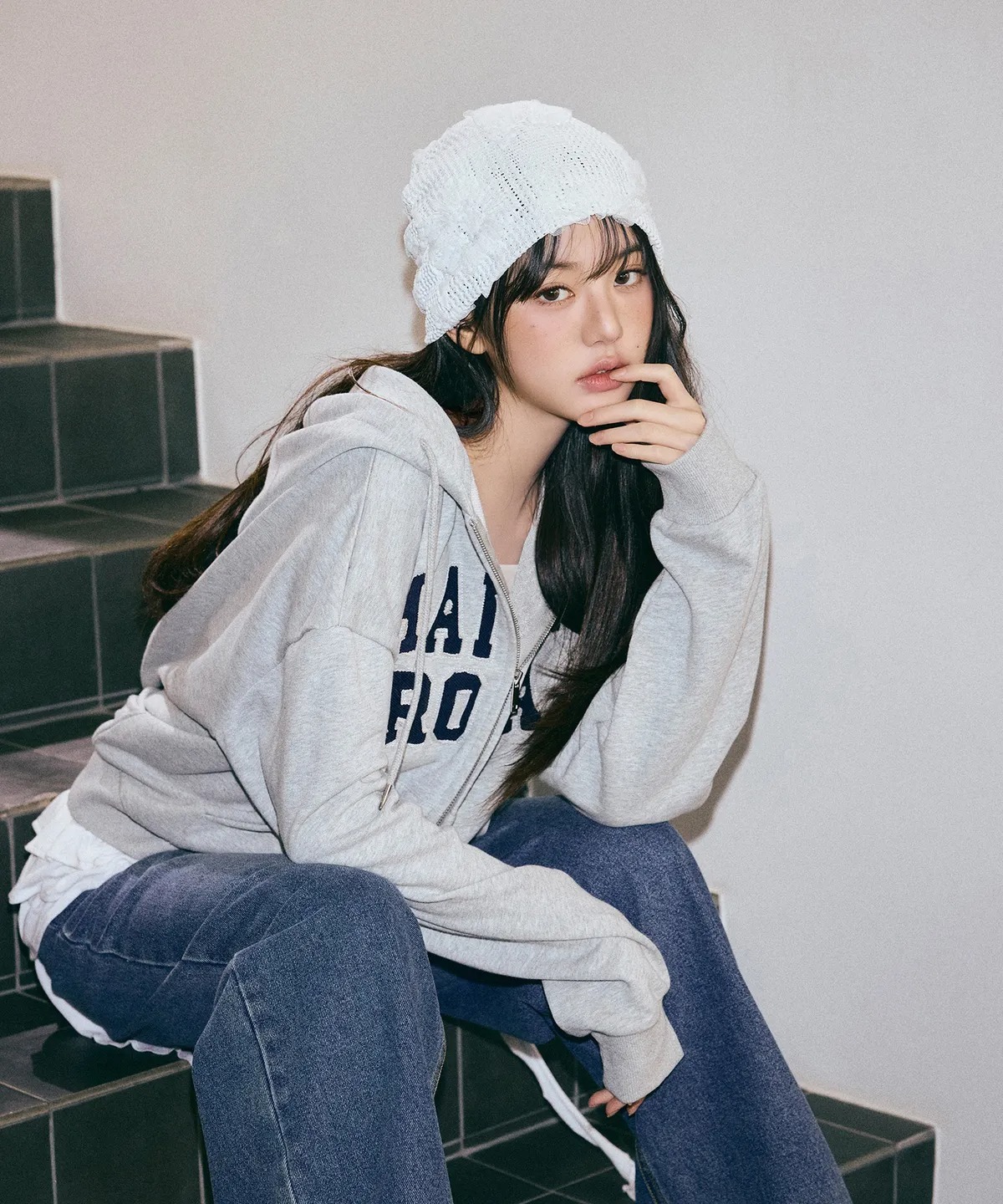 ROLAROLA MAISON DE ROLA EMBROIDERY HOOD ZIP-UP