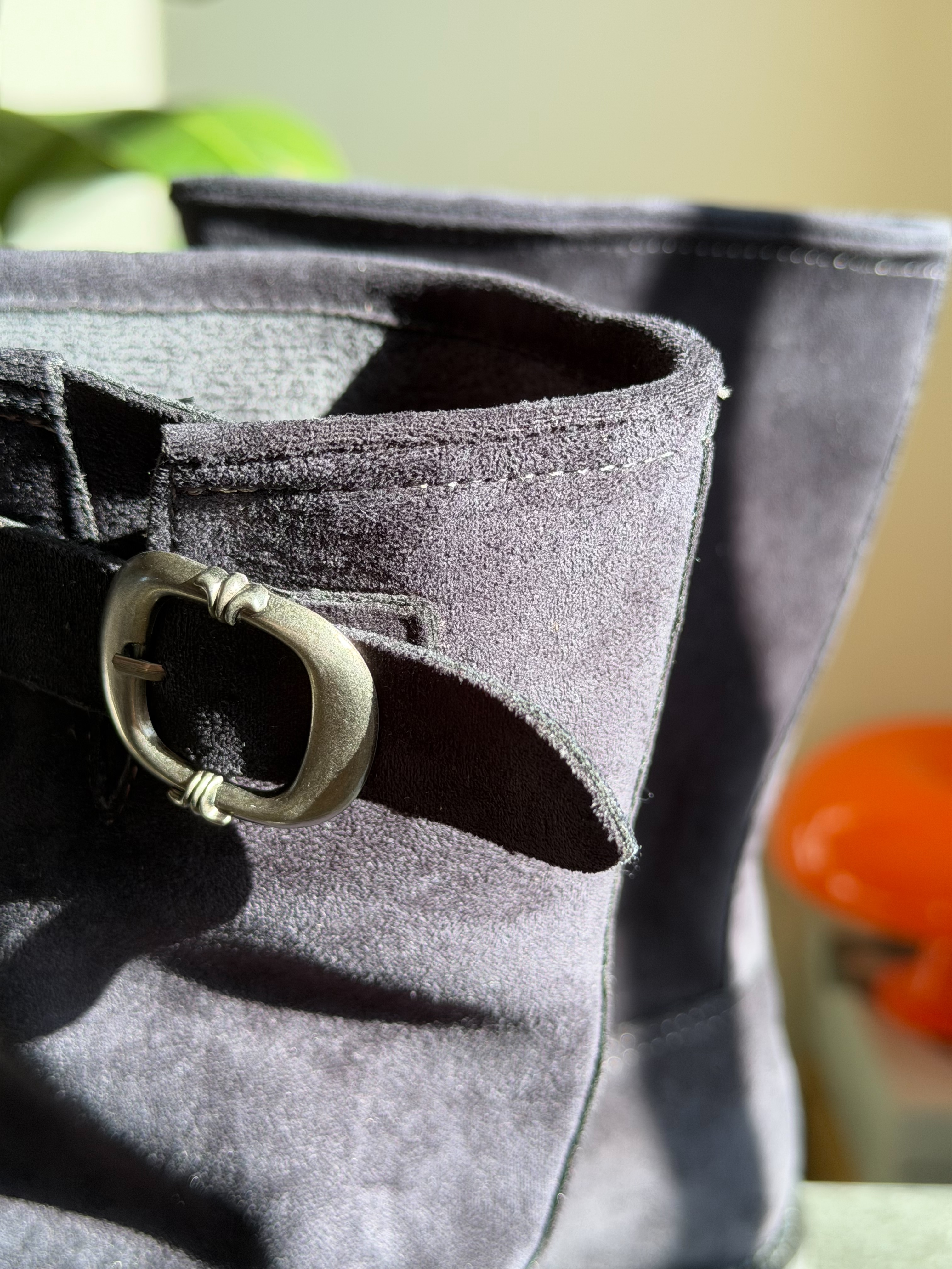 堆堆日常 復古皮帶短靴