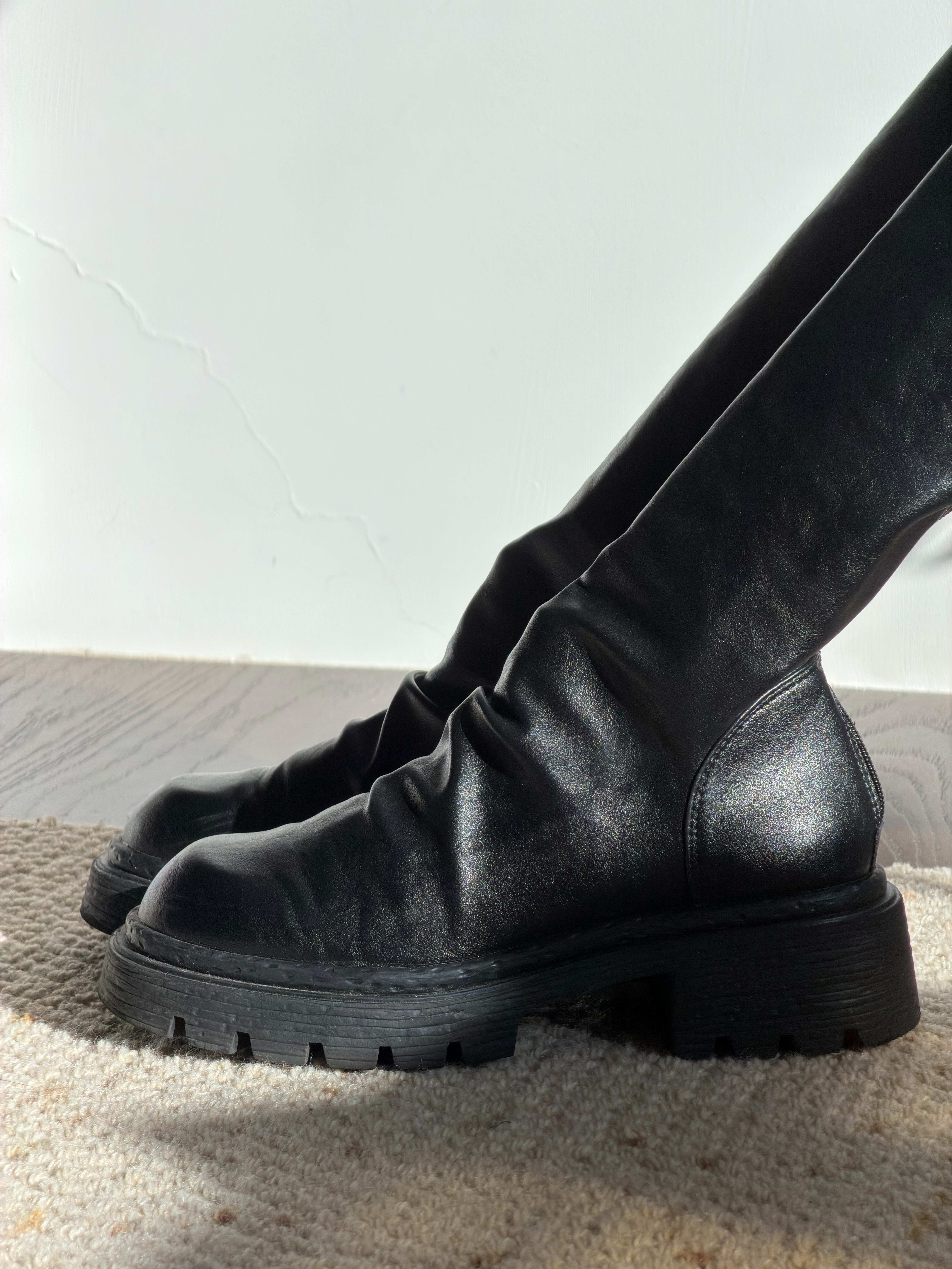 皺皺顯瘦 軟皮紋理皮長靴