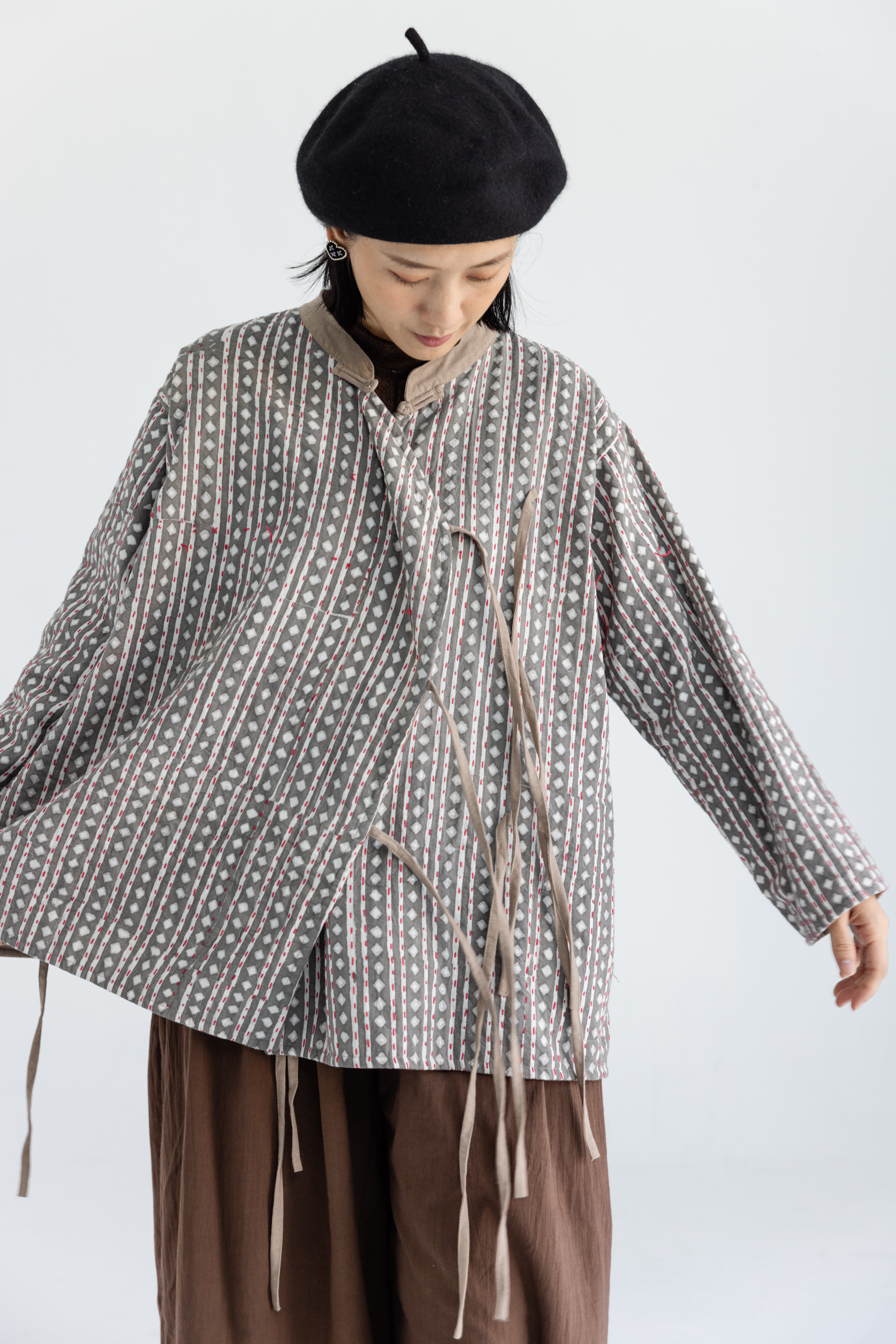 側邊開襟印度棉kantha布外套_灰