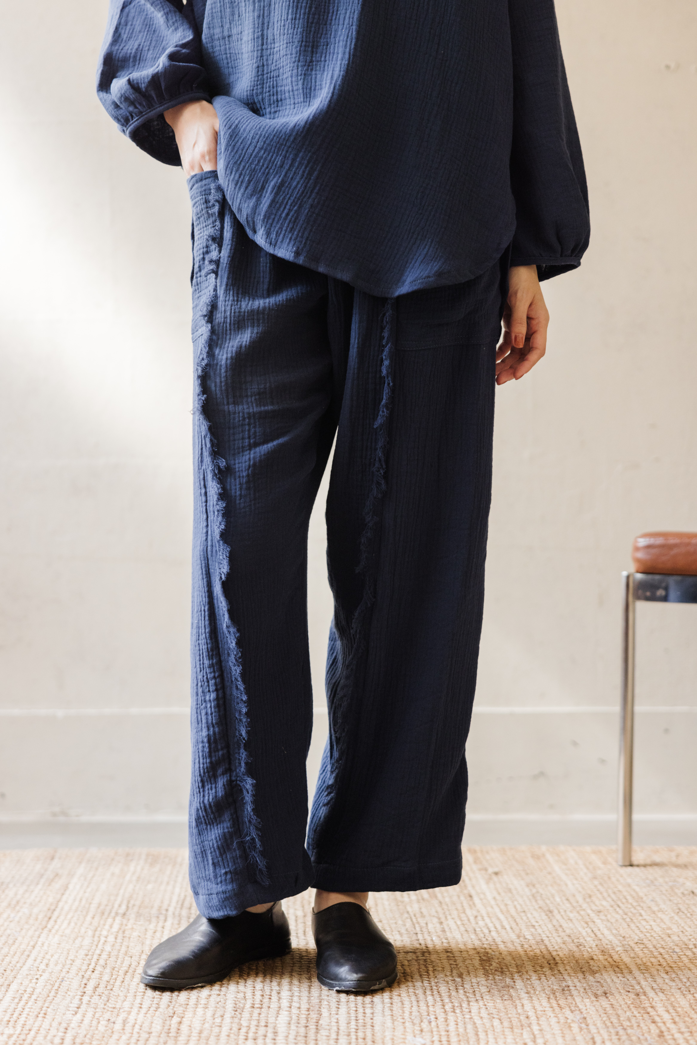 清邁棉鬚鬚設計口袋寬褲_深藍