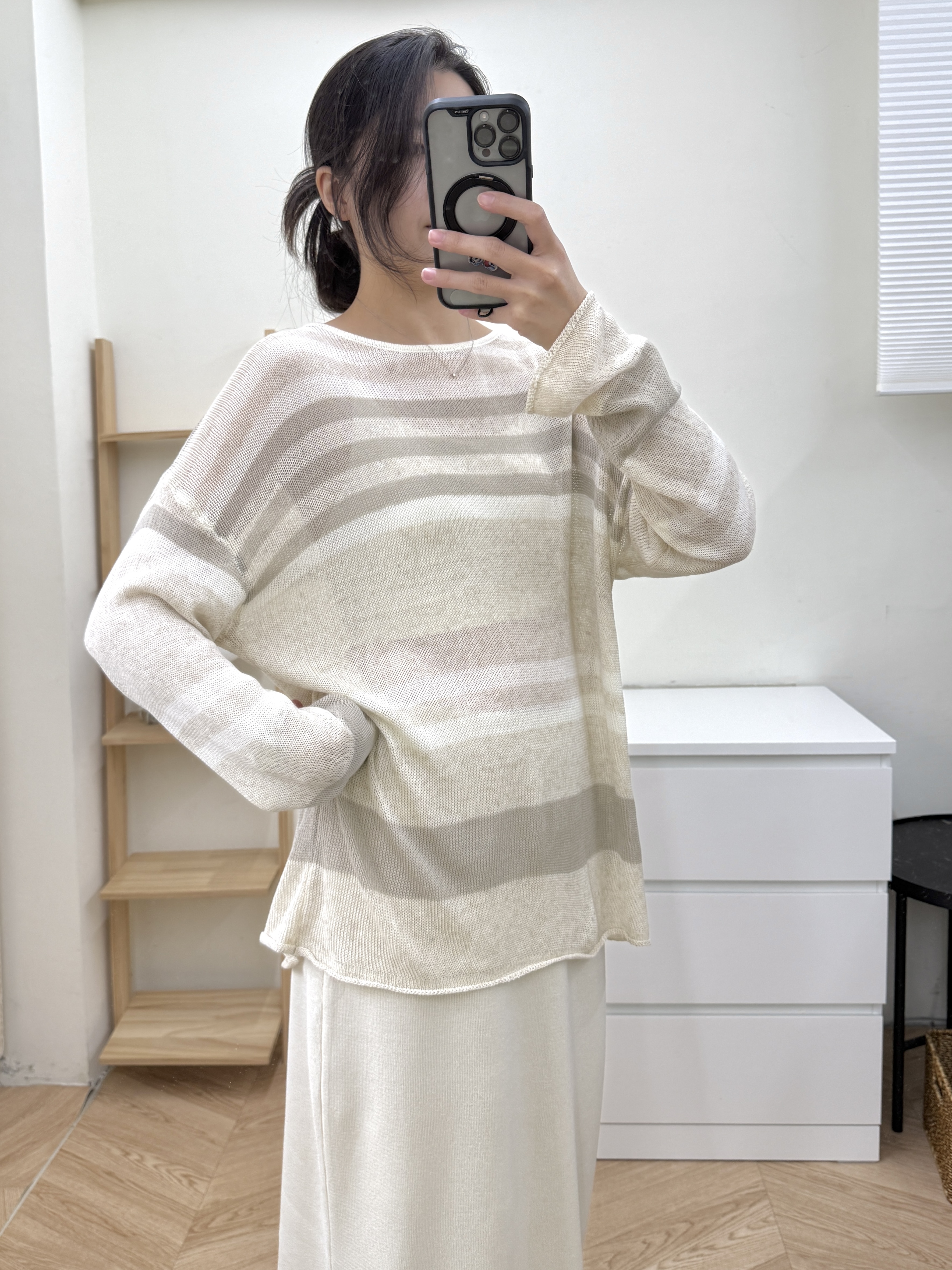 亞麻捲邊橫條針織上衣
