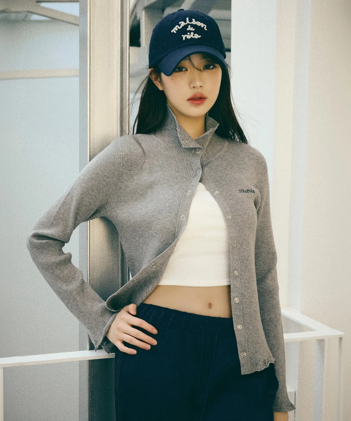 ROLAROLA HIGH NECK FRILL KNIT CARDIGAN