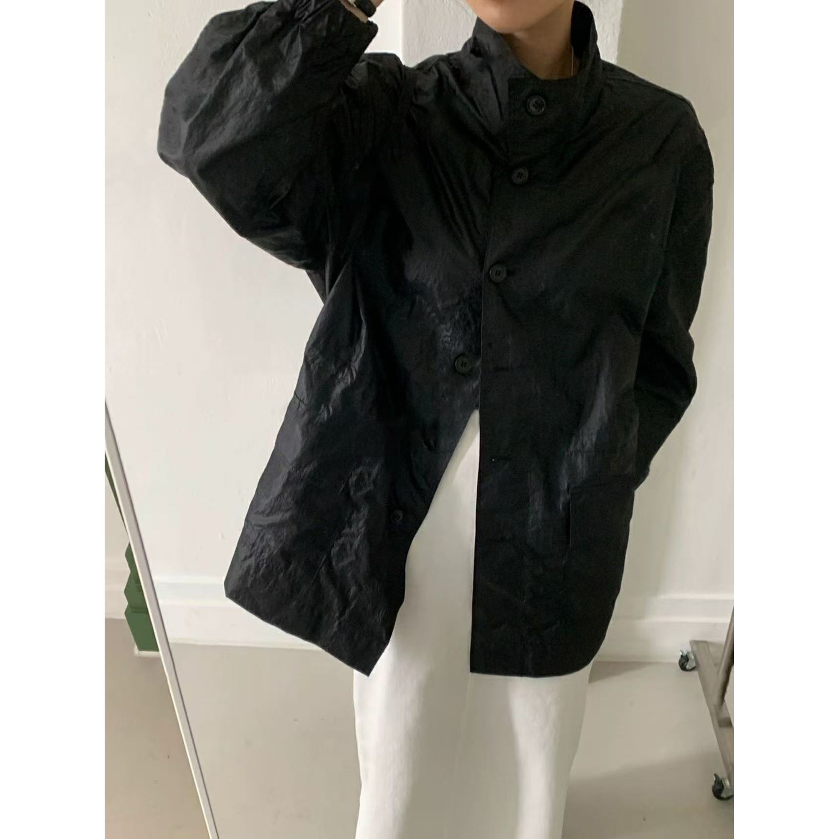 10W18 輕薄感立領率性風衣外套 一色