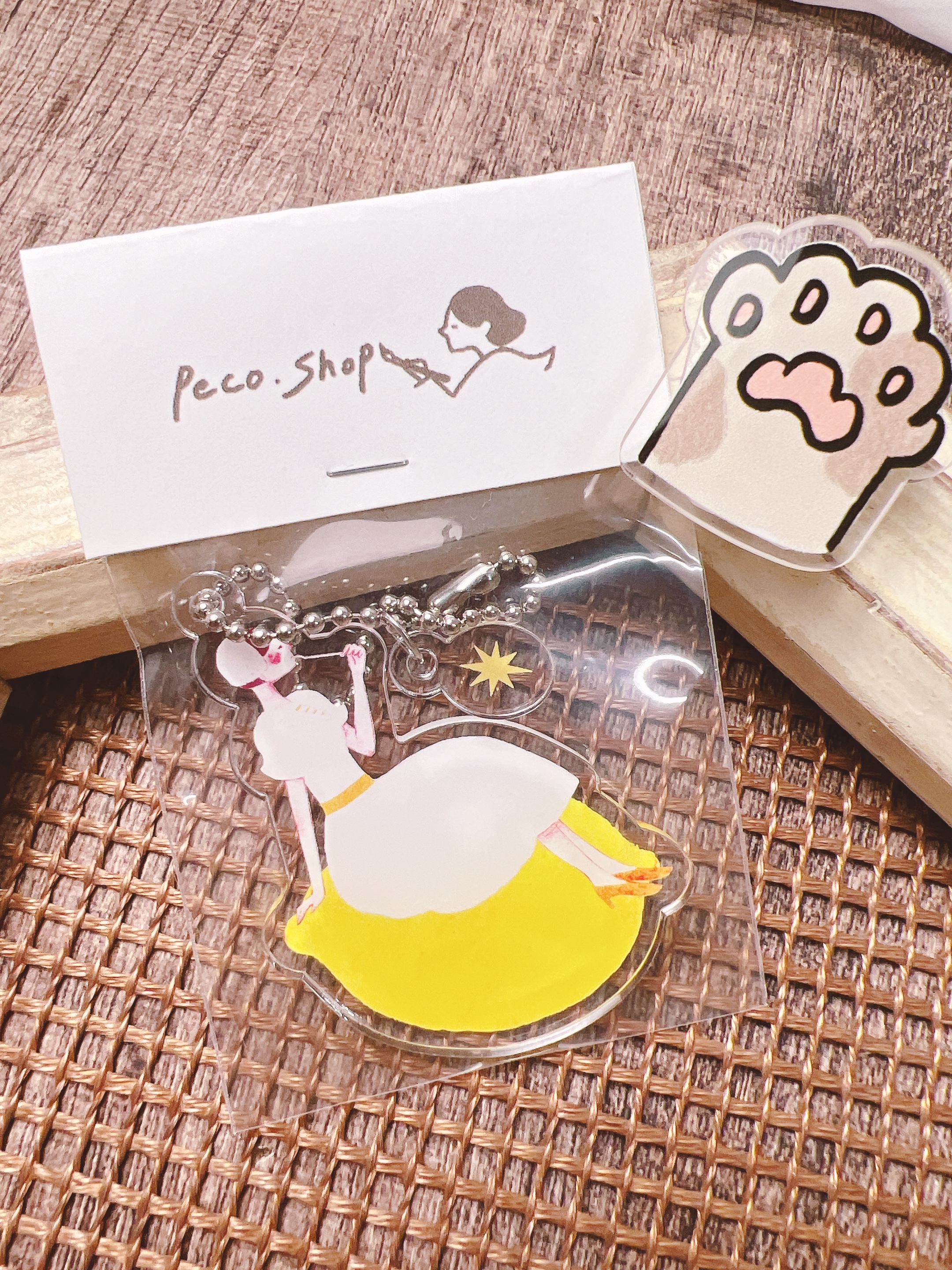 peco_days｜水果 Girl 壓克力吊飾  (2款可選)