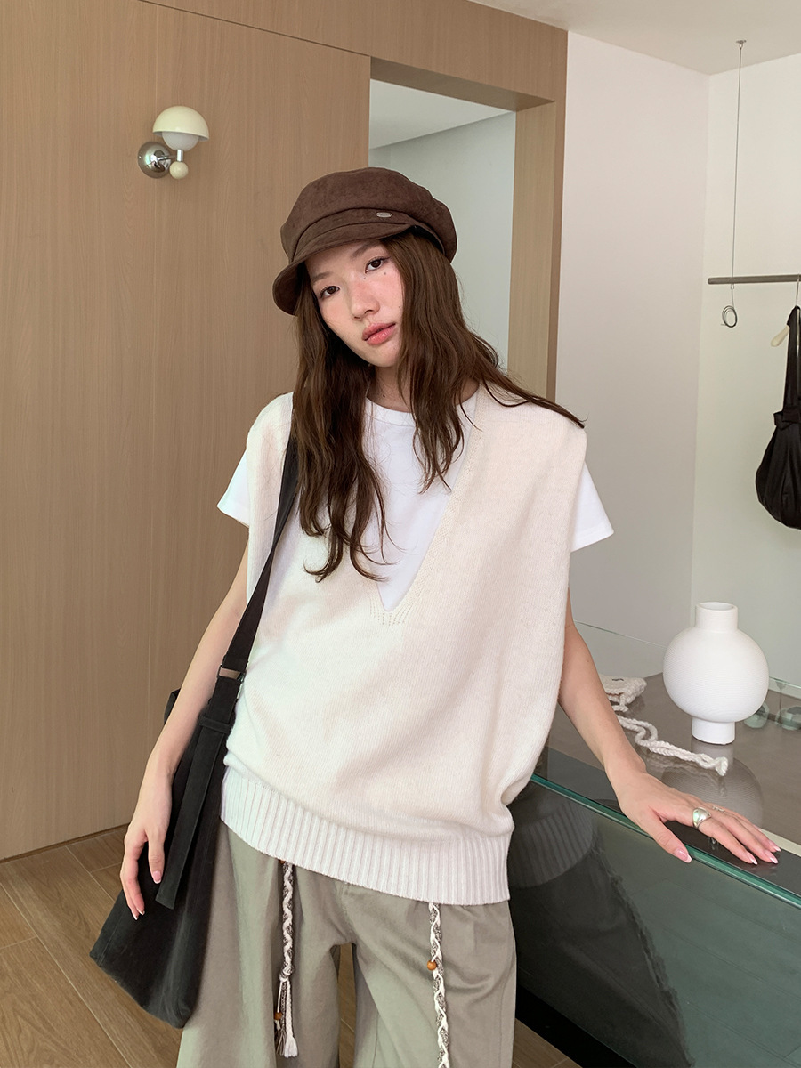 10W03 深V疊穿層次感羊毛背心 兩色