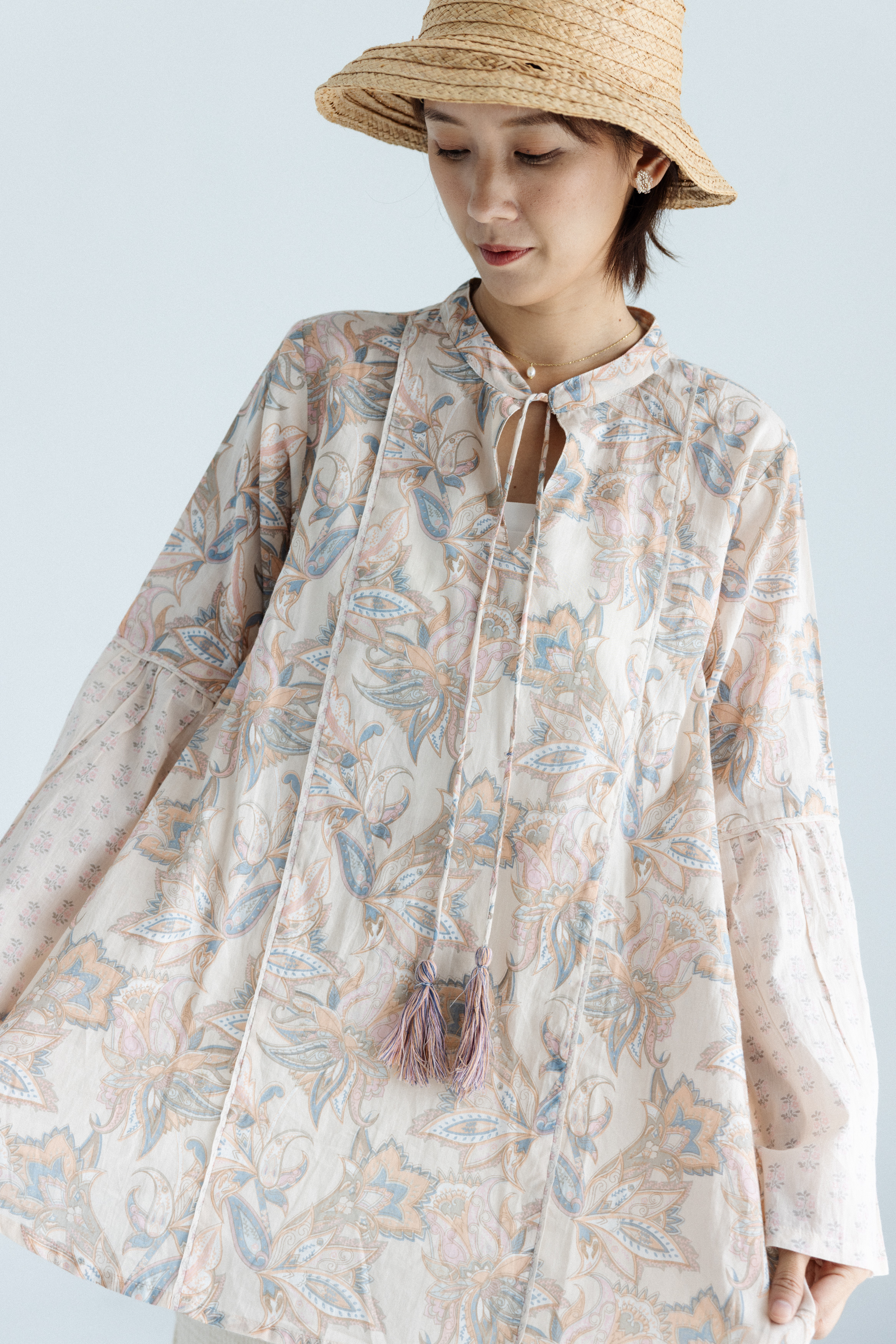 綁帶拼接長袖上衣_粉彩花園