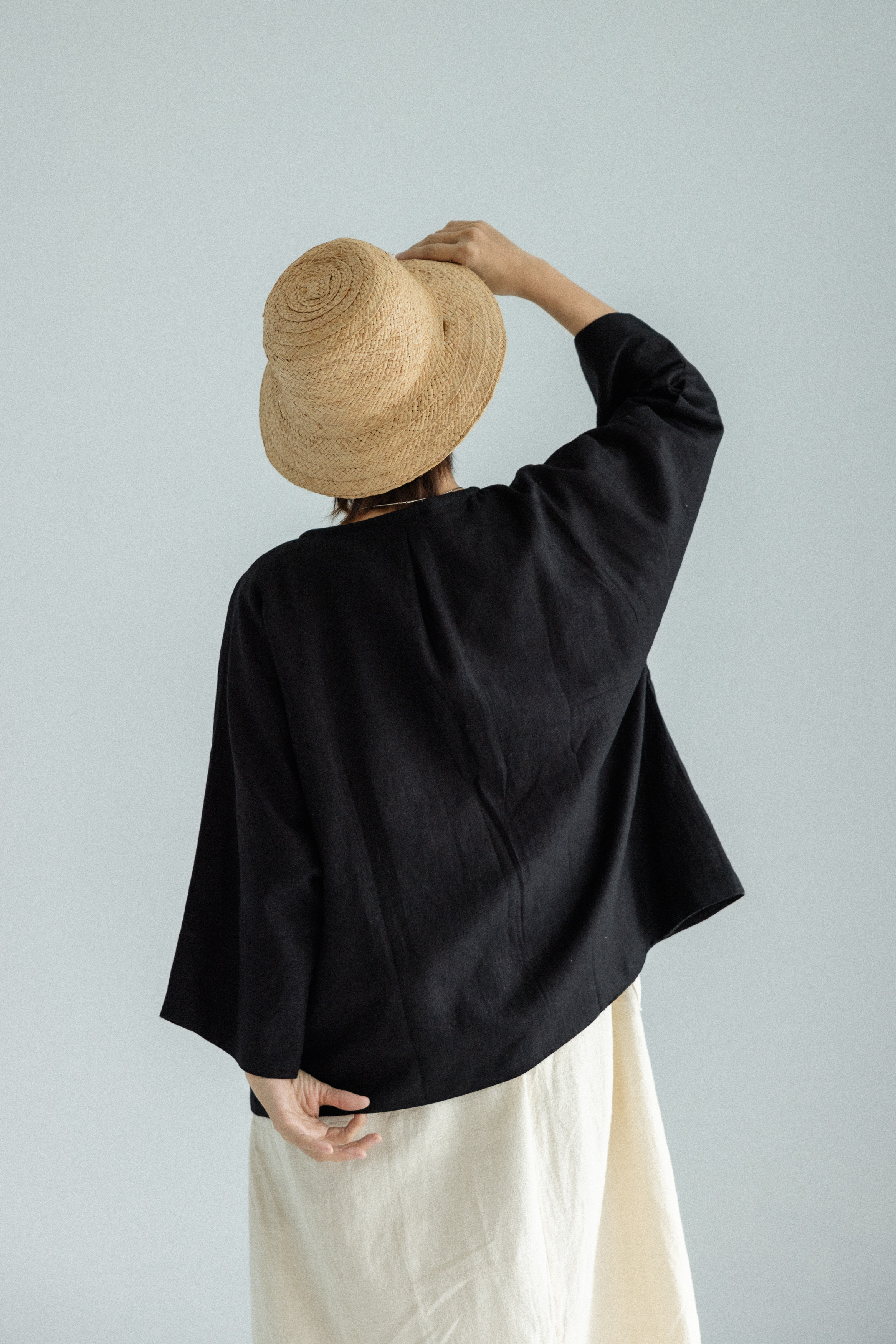 高質感棉麻扣子小外套_黑