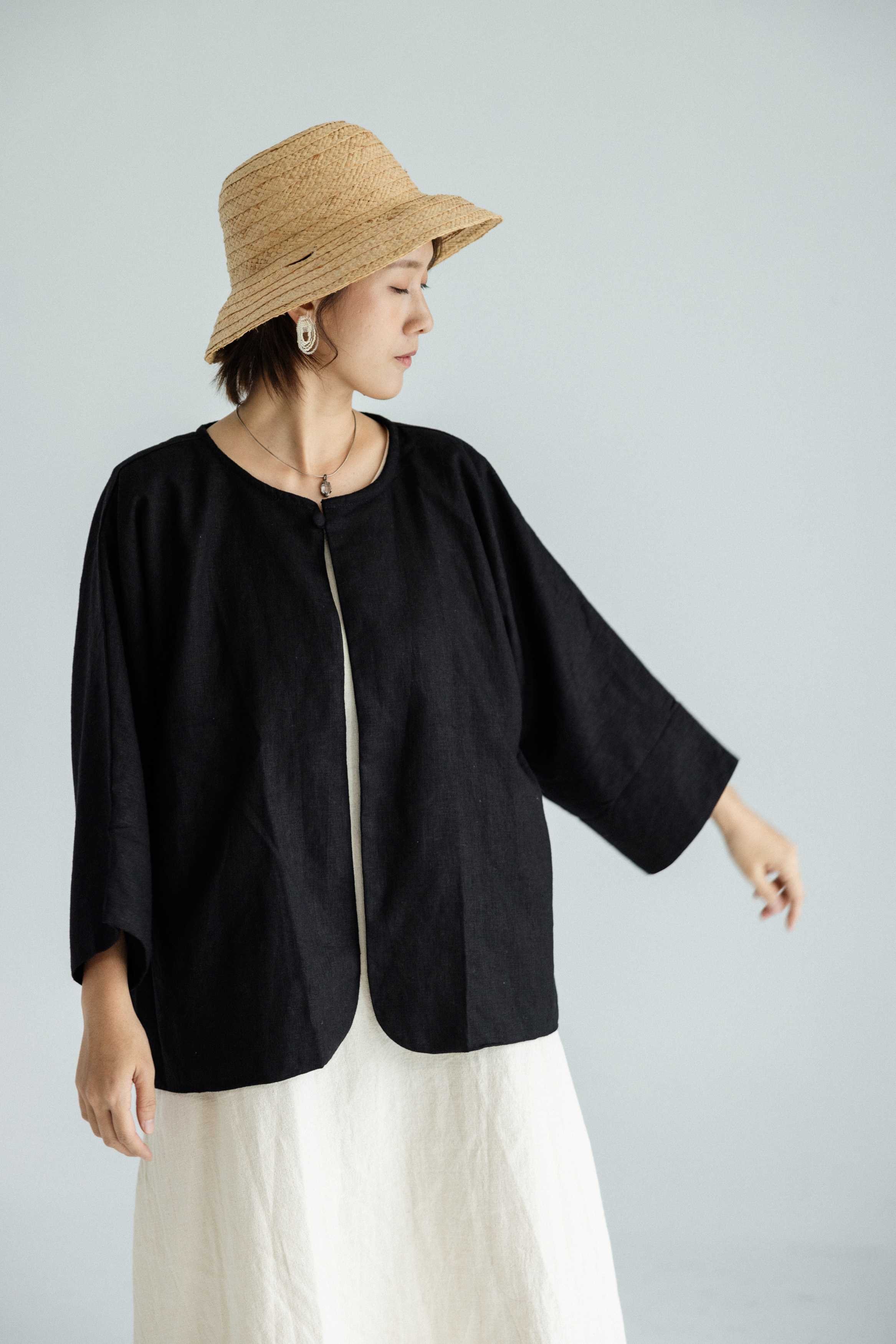 高質感棉麻扣子小外套_黑