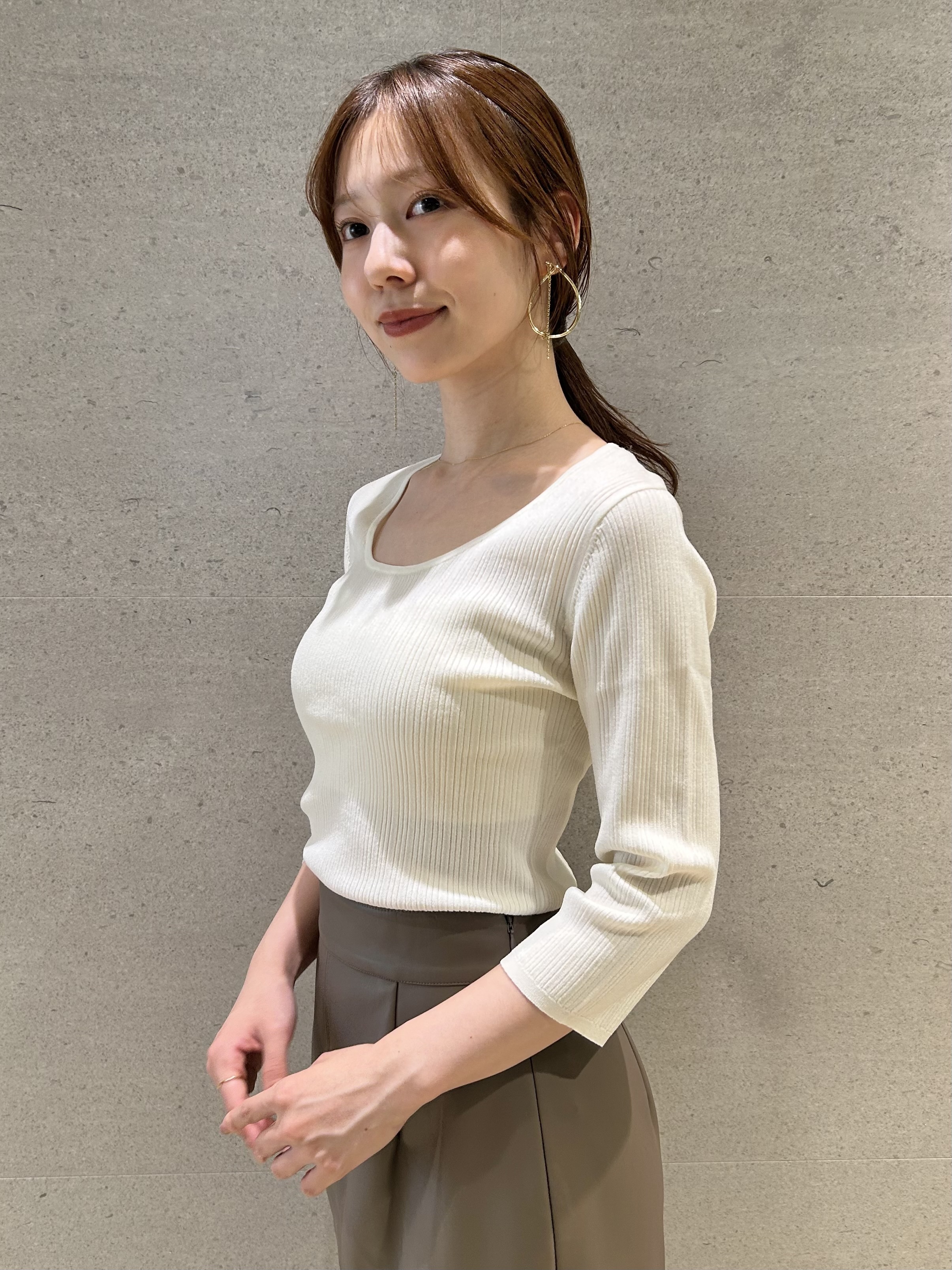 [預購] 折扣 SNIDEL U 領羅紋針織上衣