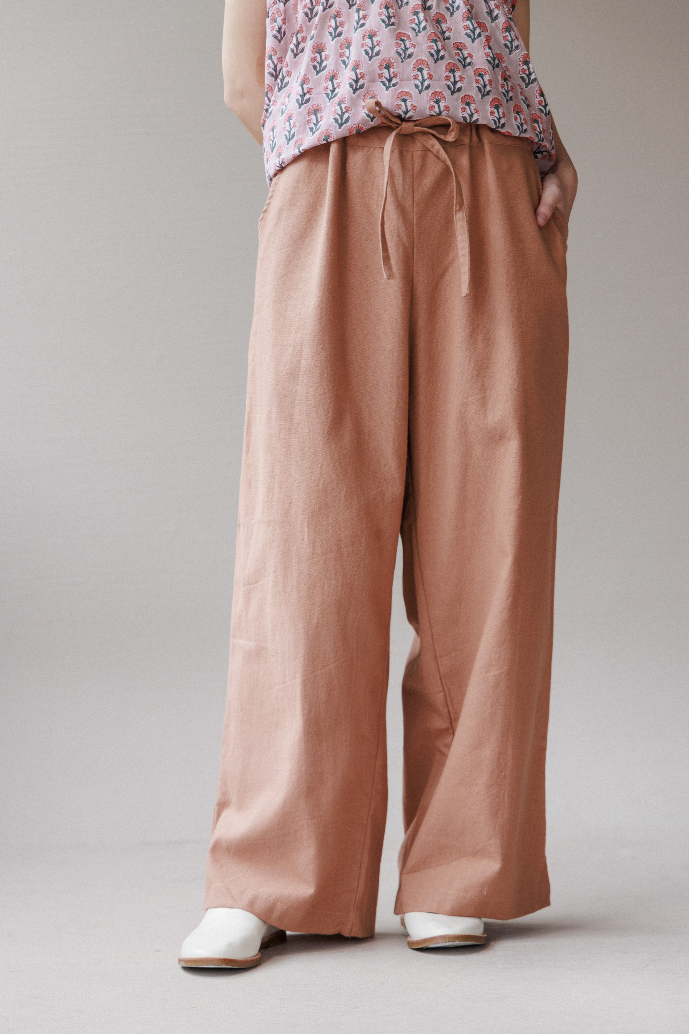 前綁帶後鬆緊棉寬褲_珊瑚粉