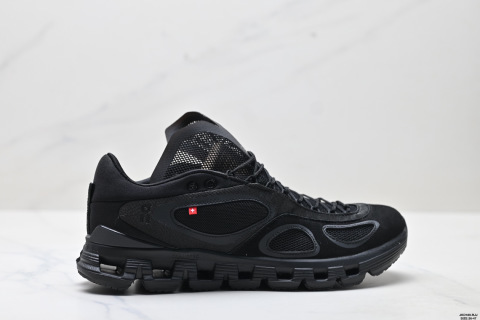 On昂跑 Running X FKA克勞德X系列低幫輕量舒適多功能休閒運動鞋採用工程飛織網布組合再生聚酯纖維鞋面材質搭載獨家隱藏速度中板 鏤空Tec科技泡棉緩震中底 黑科技跑出圈的時尚運動新寵