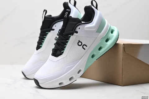 On nova X 昂跑男女輕便減震透氣跑步鞋25年新款2025年新款，主打輕量化設計，鞋底採用緩震回彈技術，提供穩定支撐。 白色款百搭時尚，聯名款融入潮流元素，適合日常穿搭