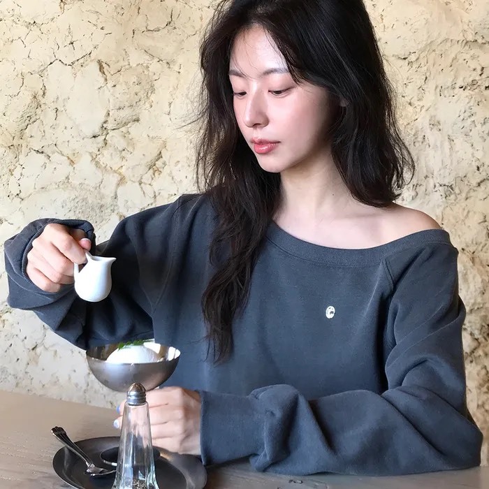 Letter From Moon斜肩T 趙露思同款