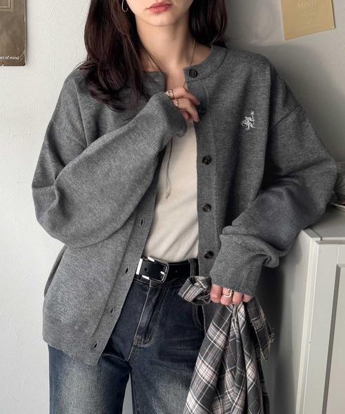 日本🇯🇵連線 JAVA 百搭基本款刺繡針織衫 休閒 針織衫 開襟衫 排扣設計 刺繡 長袖 5色(任買兩件711免運)/預購