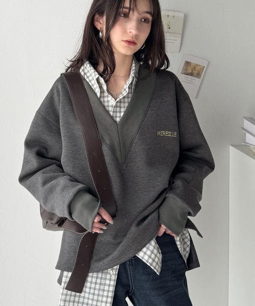 日本🇯🇵連線 Classical Elf 超深V領刺繡針織上衣 深領口設計 刺繡 多層次 休閒 寬鬆 長袖 5色(任買兩件711免運)/預購