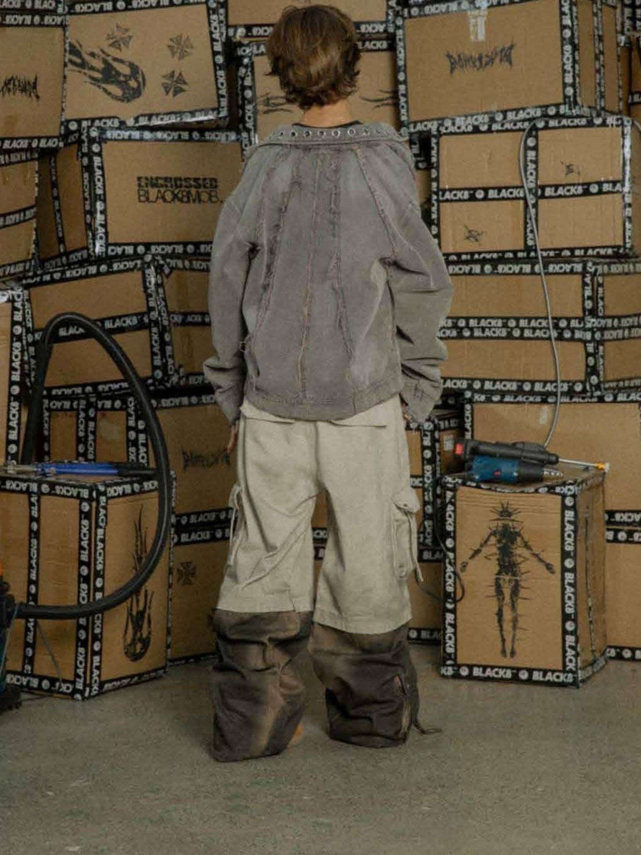 BLACK8MOB 解構毛鬚 復古做舊 分割水洗 牛仔外套