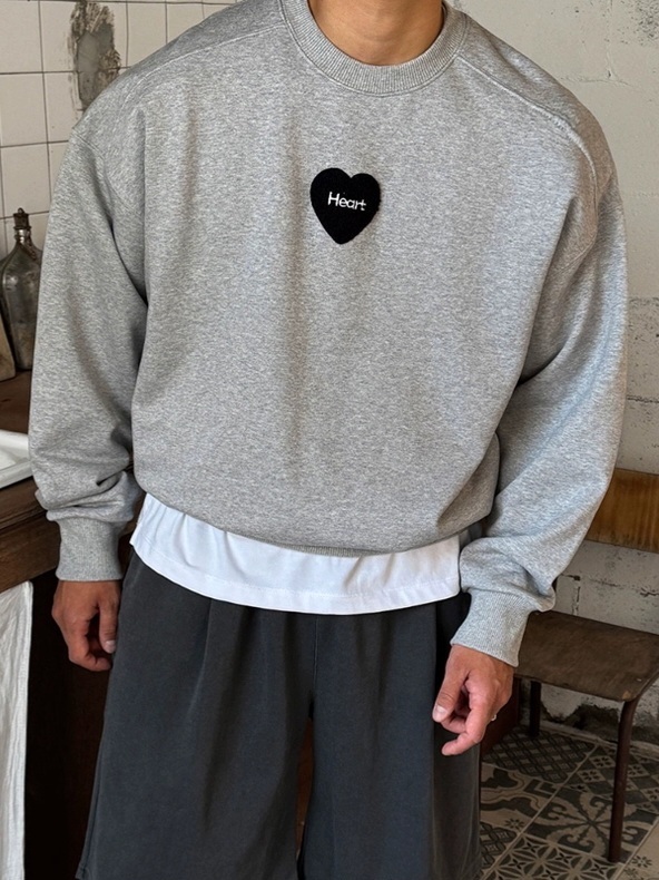 Heart 愛心補丁大學T